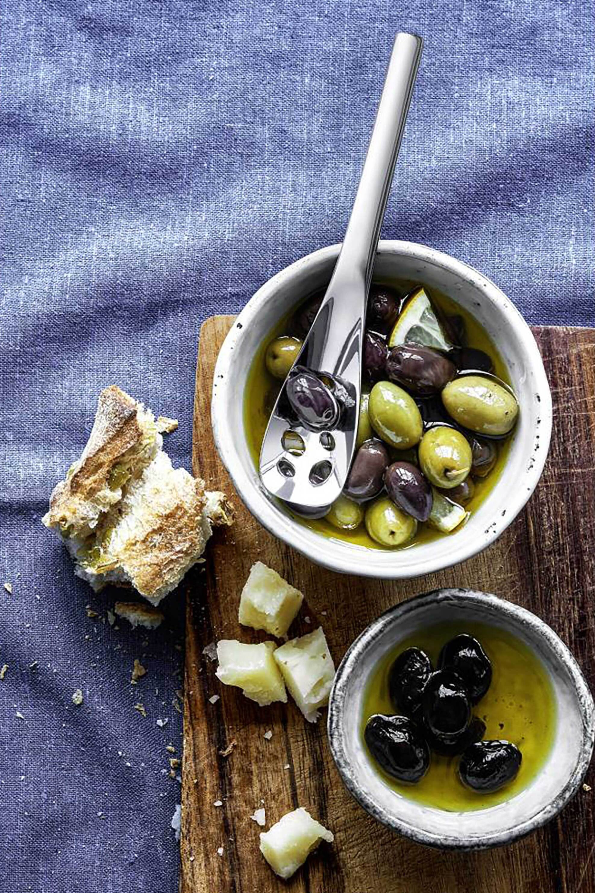 WMF ανοξείδωτο κουτάλι σερβιρίσματος διάτρητο "Nuova" 16 cm - 1291586040 φωτογραφία