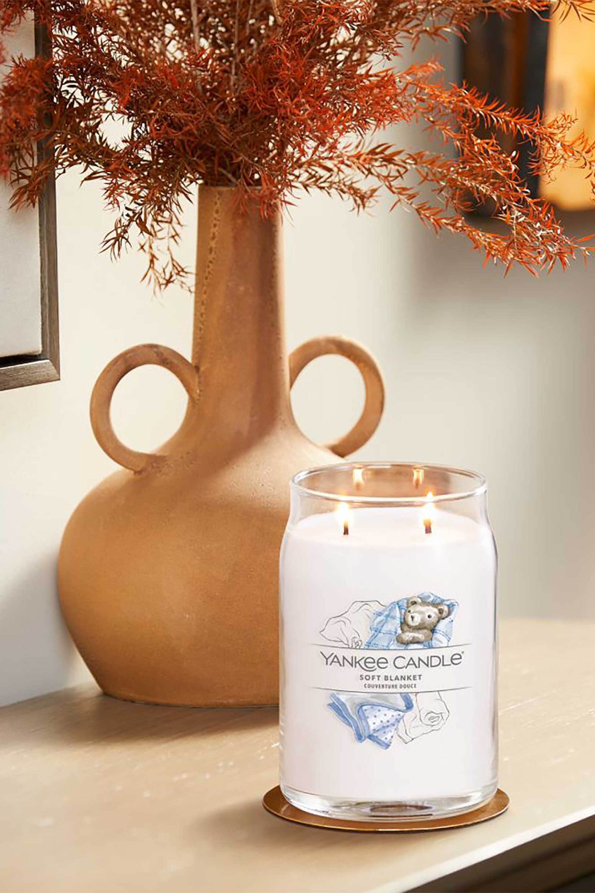 YANKEE CANDLE Yankee Candle αρωματικό κερί σε γυάλινο δοχείο large "Signature Soft Blanket" - 1701376E