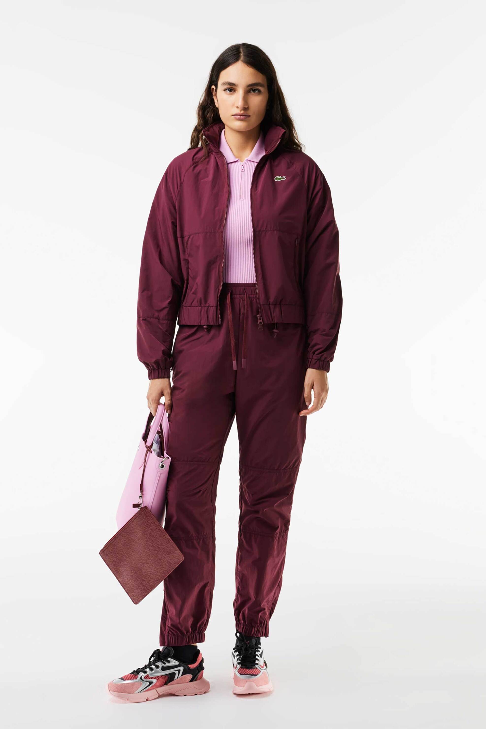 Lacoste γυναικείο jacket μονόχρωμο με κρυφή κουκούλα και ανάγλυφη λεπτομέρεια - BF7658 Μπορντό φωτογραφία