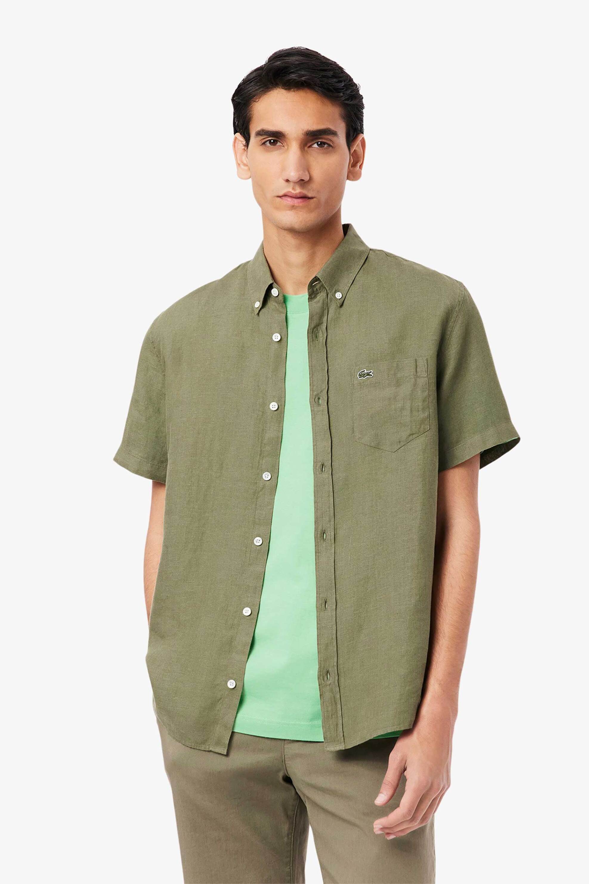 Lacoste ανδρικό λινό πουκάμισο κοντομάνικο με τσέπη και κεντημένο λογότυπο Regular Fit - CH5699 Λαδί