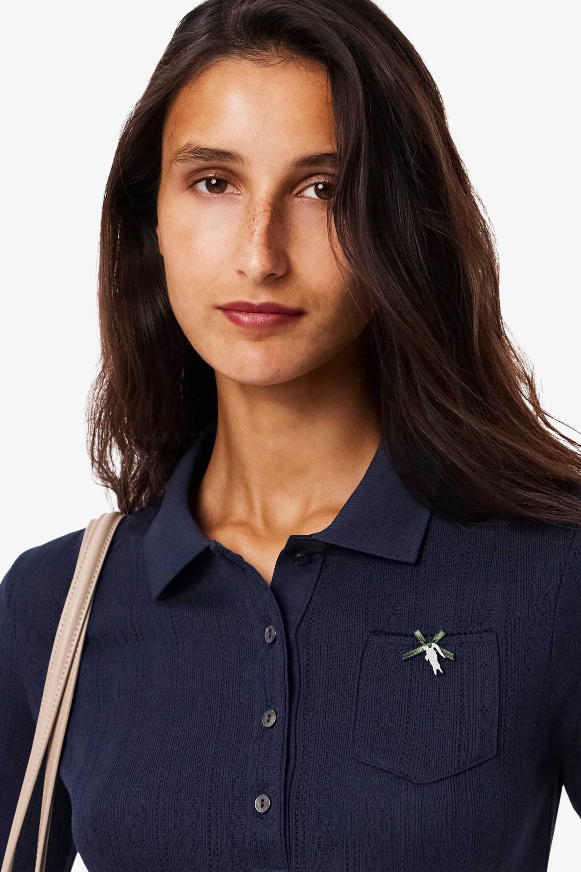 Lacoste γυναικεία πλεκτή μπλούζα πόλο με διάτρητο κεντητό σχέδιο Slim Fit - DF5296-00 Μπλε Σκούρο φωτογραφία