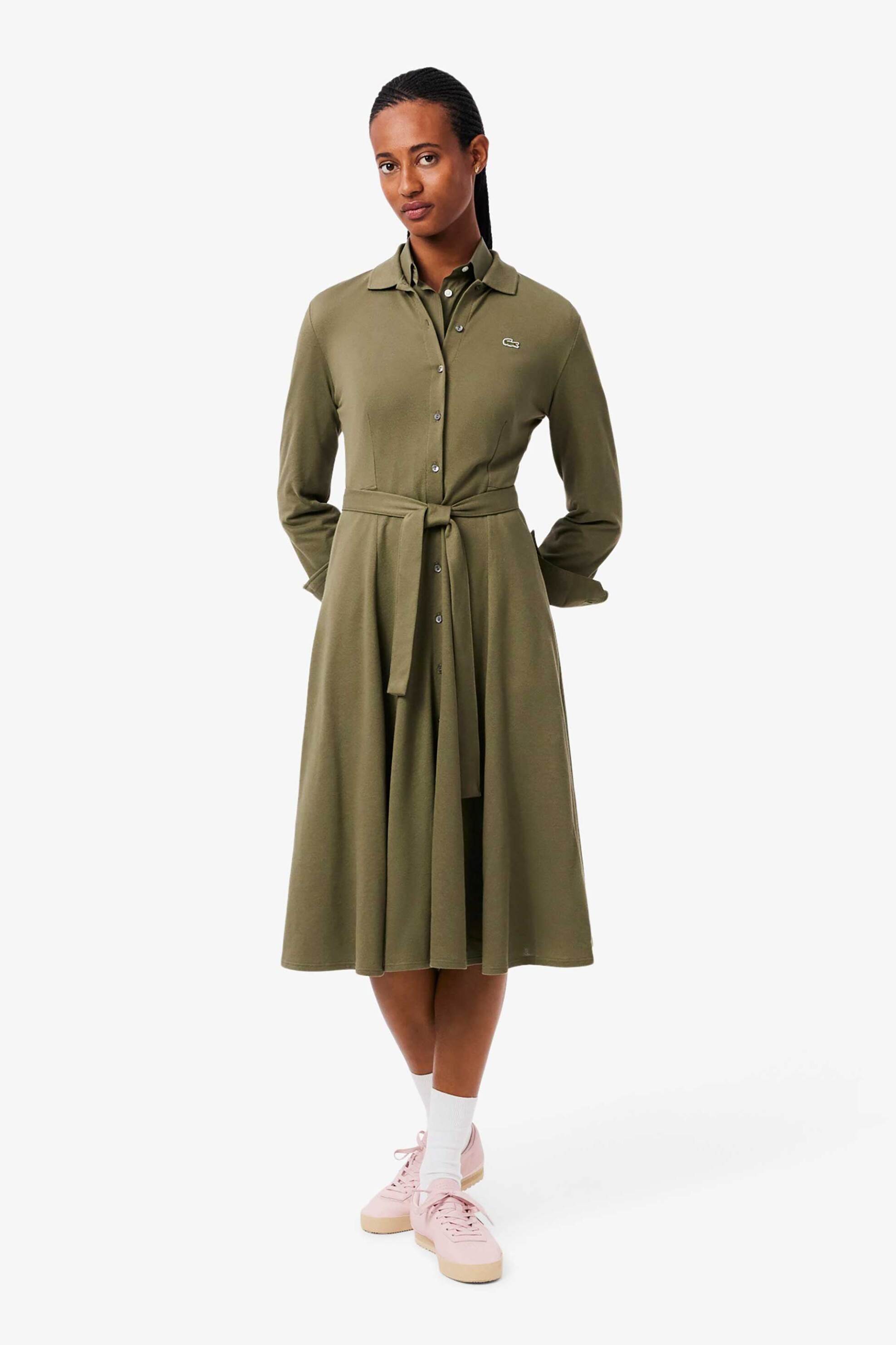 Lacoste γυναικείο midi φόρεμα πόλο σεμιζιέ πικέ με κεντημένο λογότυπο Flared Fit - EF5299 Λαδί