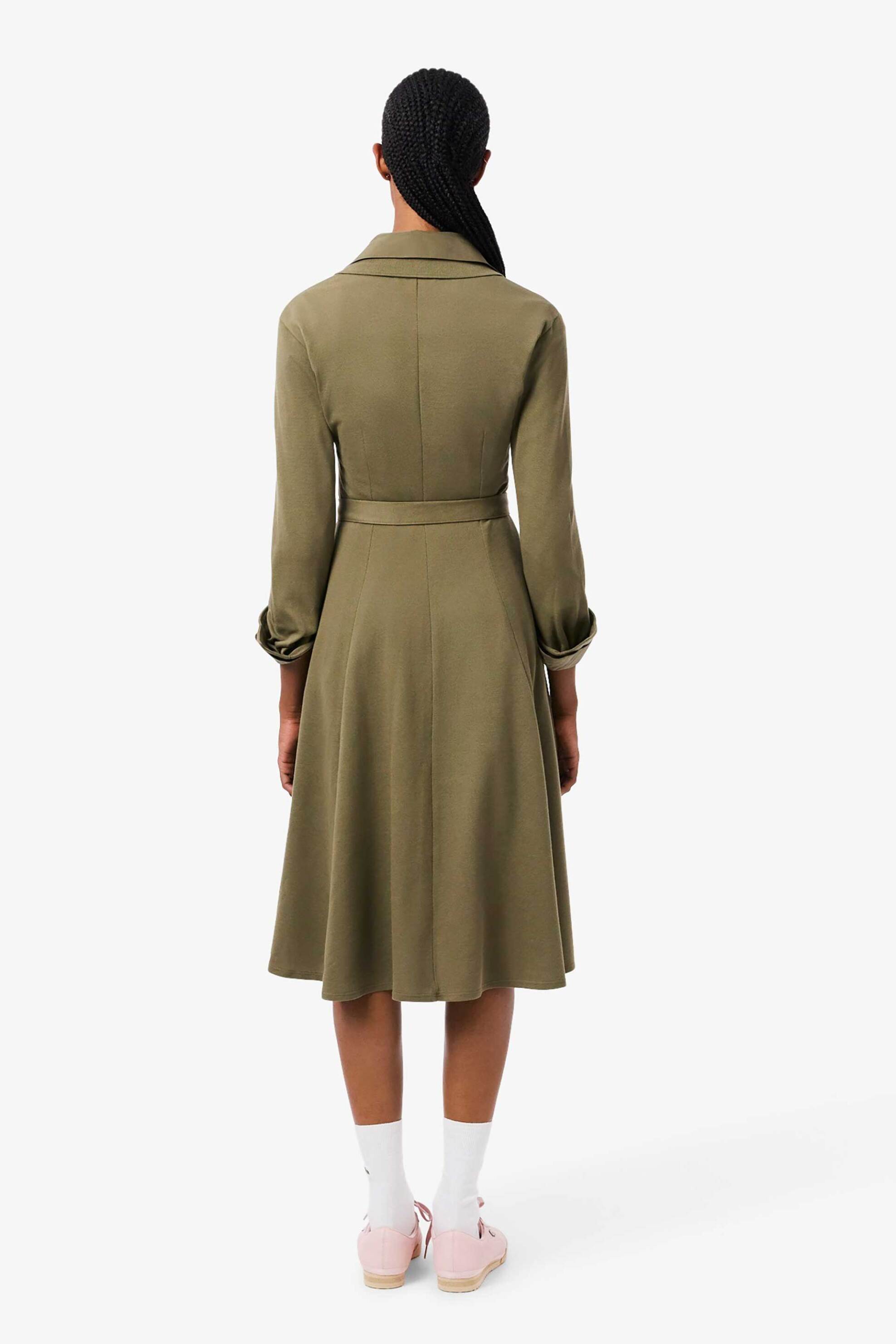 LACOSTE Lacoste γυναικείο midi φόρεμα πόλο σεμιζιέ πικέ με κεντημένο λογότυπο Flared Fit - EF5299 Λαδί - 4