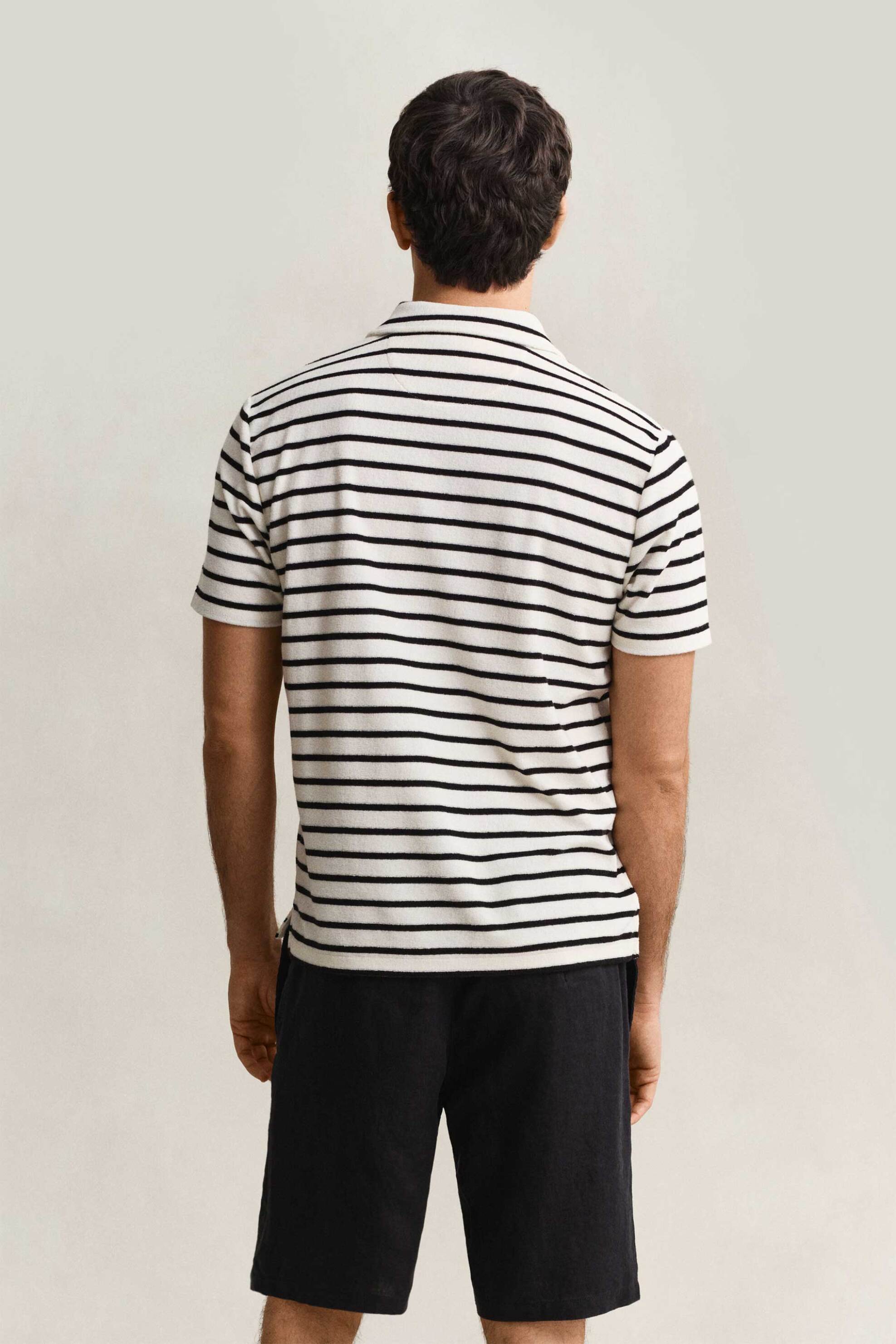 Gant Ανδρική Μπλούζα Πόλο Terry Cloth με Ριγέ Σχέδιο Και Κεντημένο Λογότυπο Regular Fit - 2014115 Εκρού