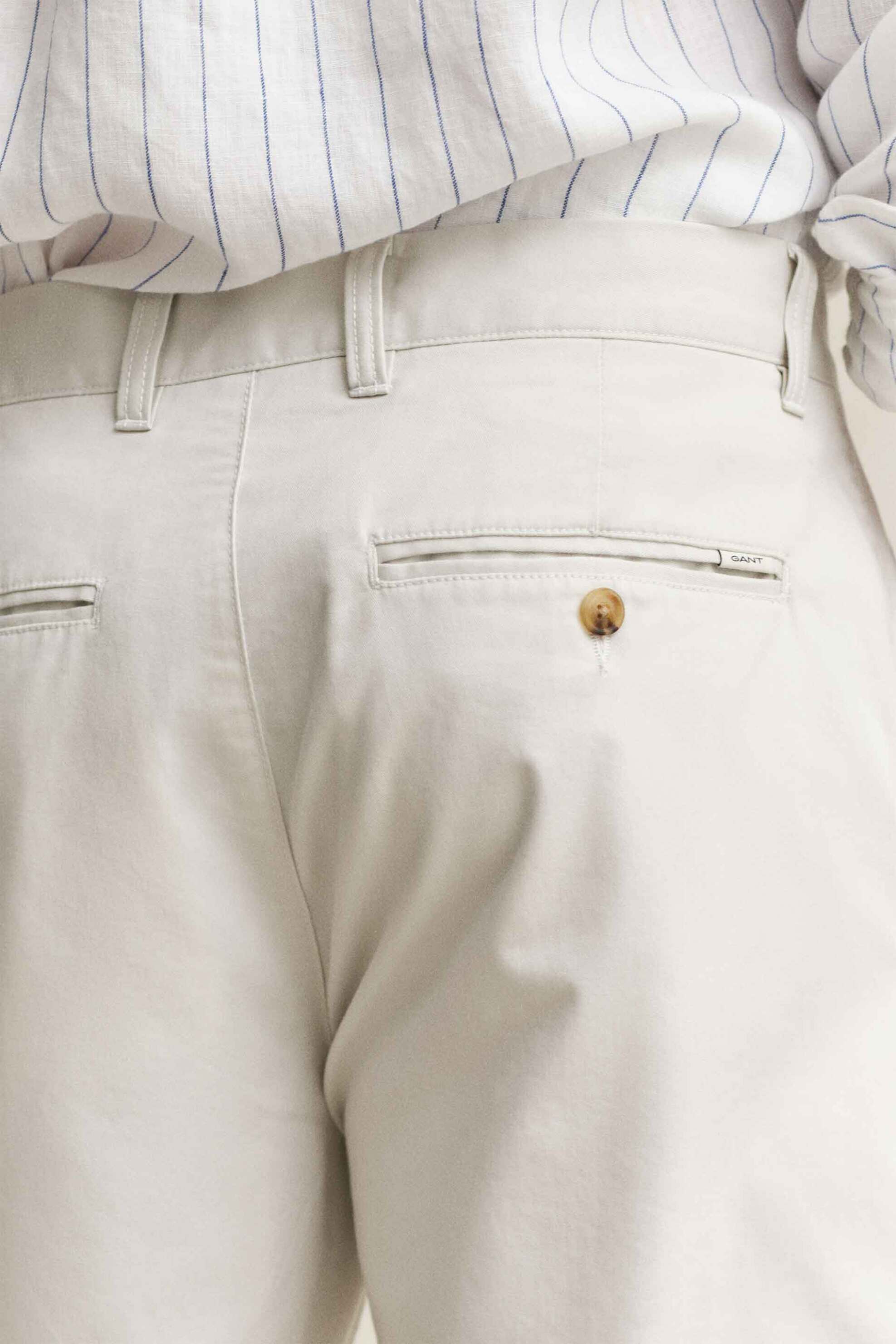 Gant Ανδρική Βερμούδα Chino Regular Fit - 205620 Εκρού