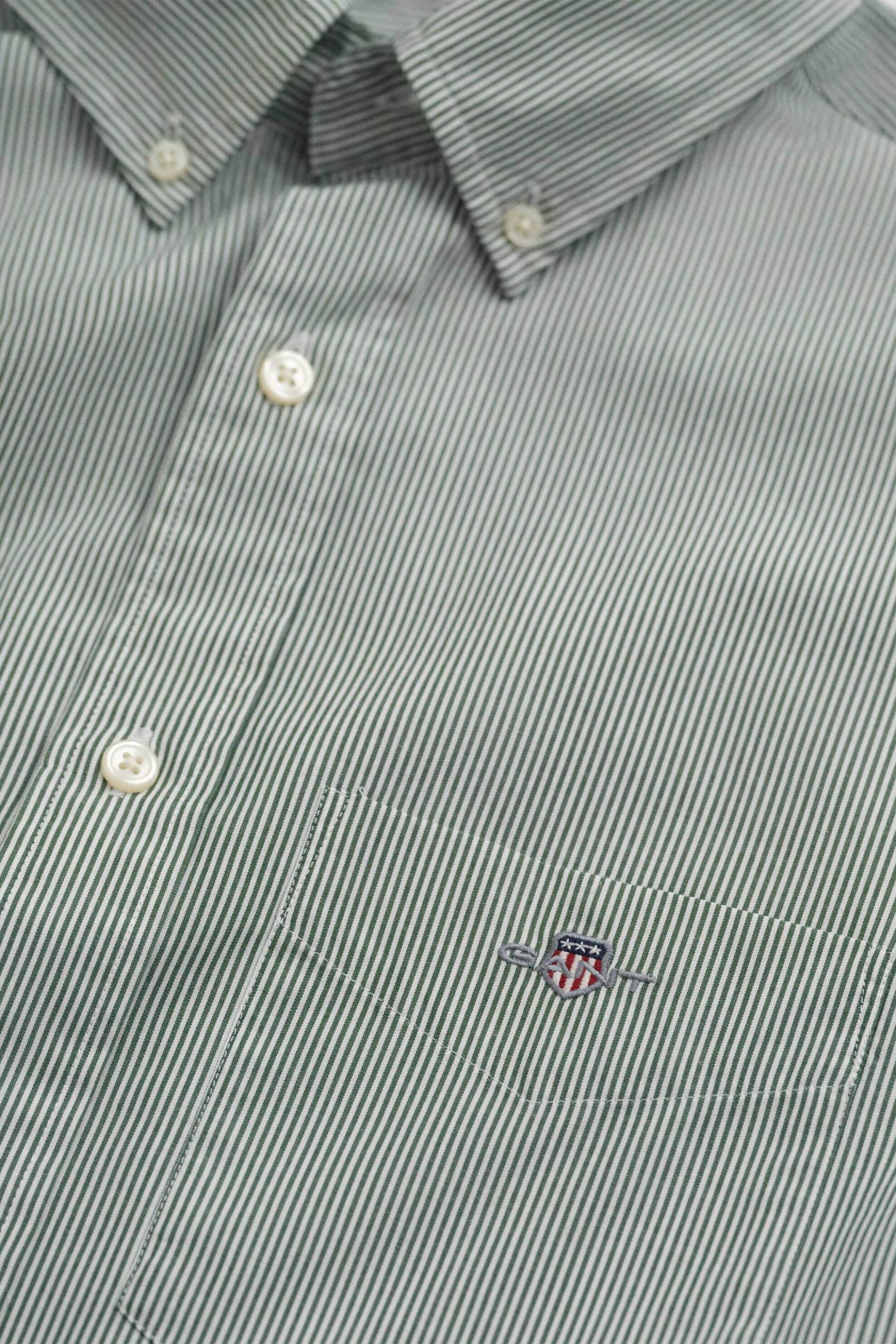 Gant Ανδρικό Πουκάμισο Button Down με Ψιλό Ριγέ Σχέδιο Και Τσέπη Κεντημένο Λογότυπο Regular Fit - 3000140 Κυπαρισσί