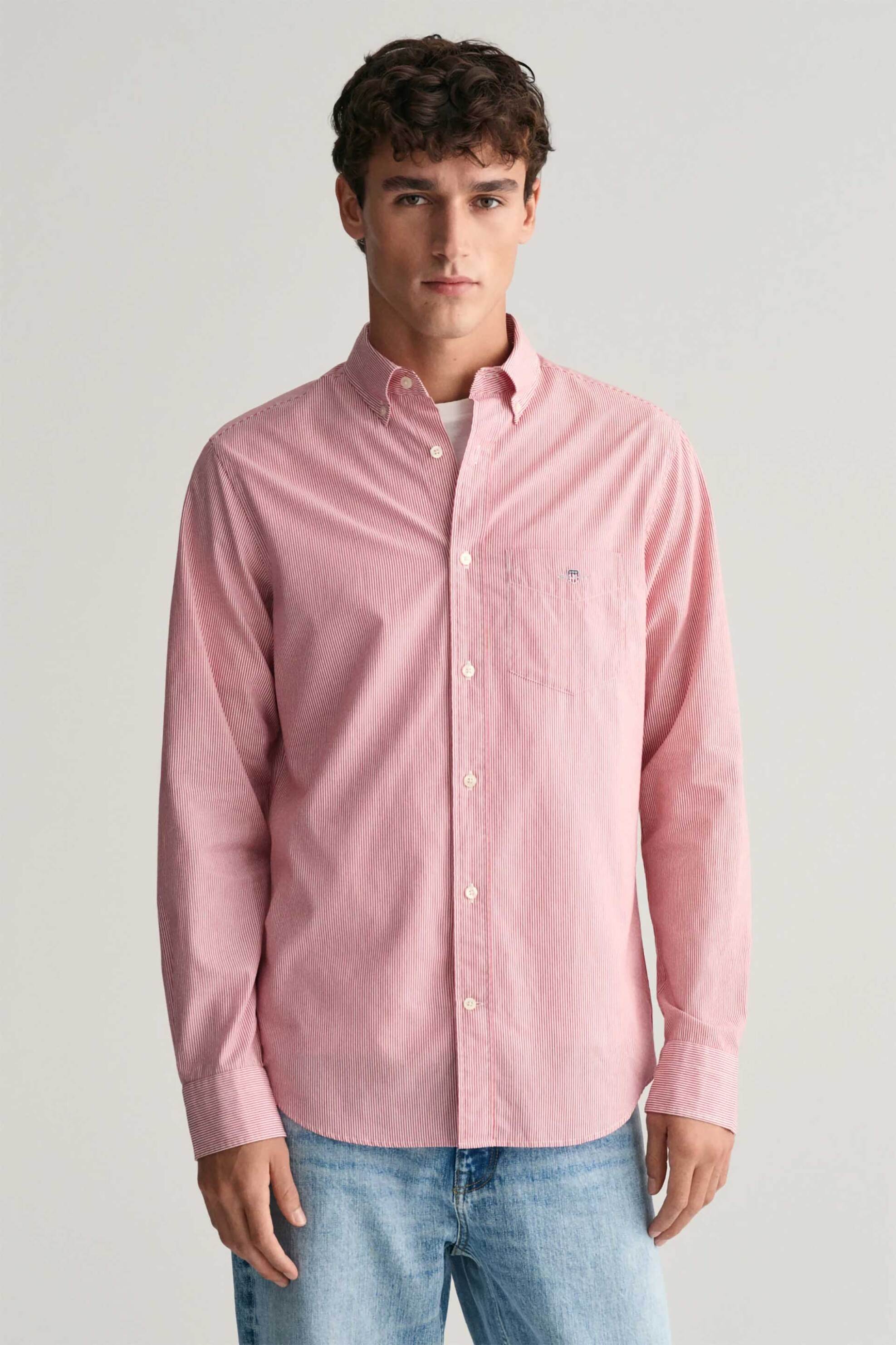 Gant ανδρικό πουκάμισο button down με ψιλό ριγέ σχέδιο και τσέπη με κεντημένο λογότυπο Regular Fit - 3000140 Κόκκινο