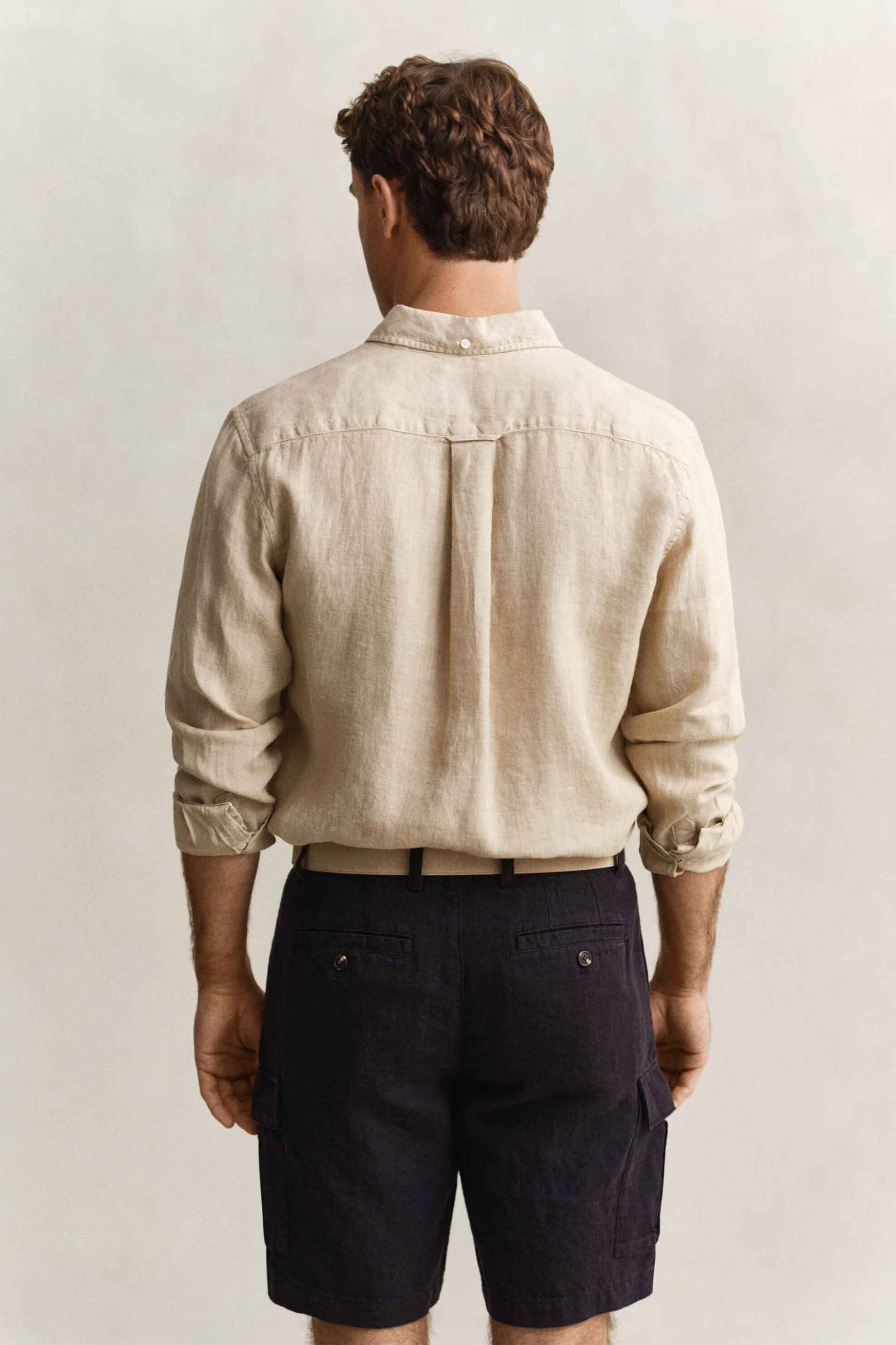 Gant Ανδρικό Λινό Πουκάμισο Button Down με Τσέπη Και Κεντημένο Λογότυπο Regular Fit - 3240120 Μπεζ