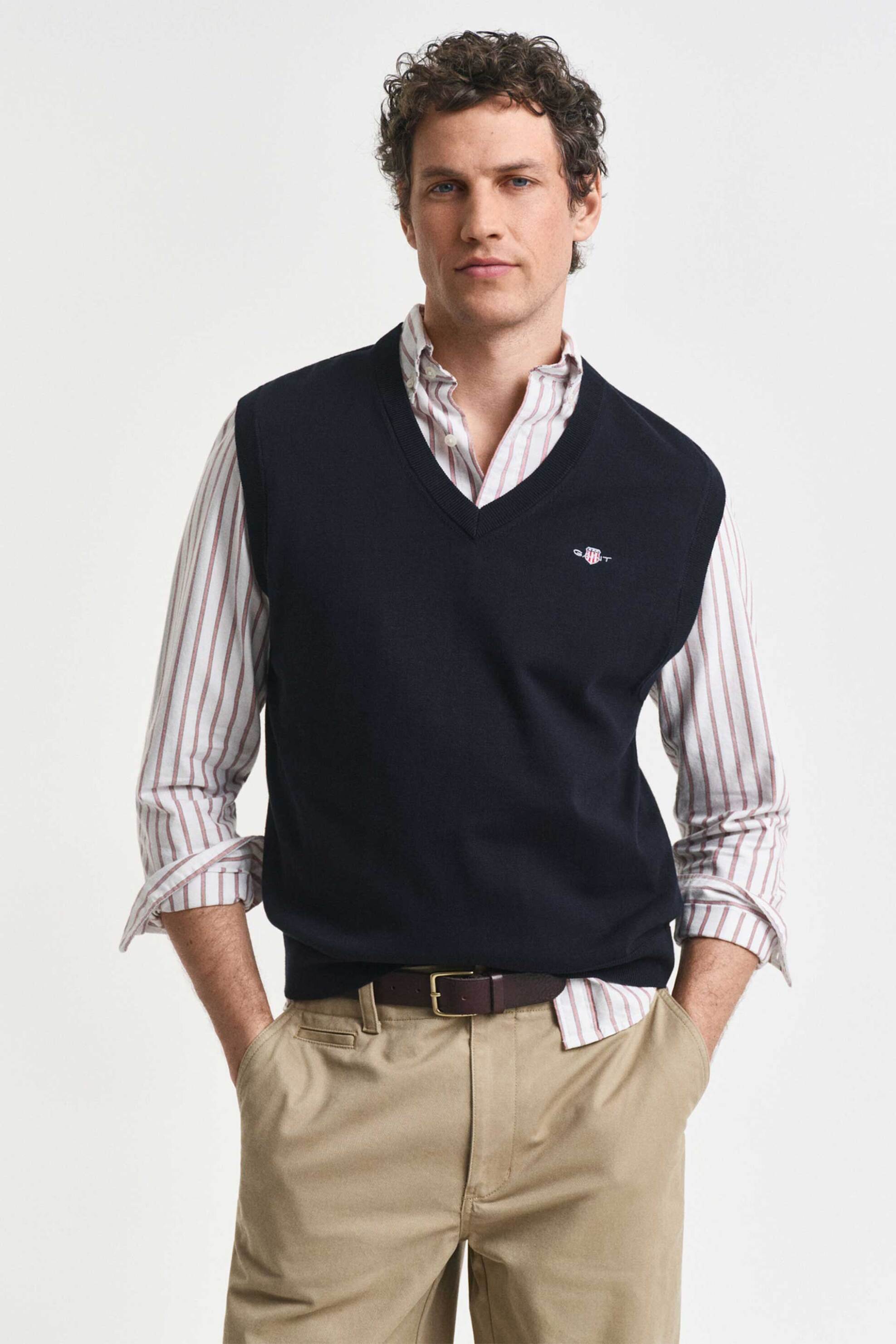 Gant ανδρικό αμάνικο πουλόβερ με V και κεντημένο λογότυπο Regular Fit - 8030570 Μπλε Σκούρο