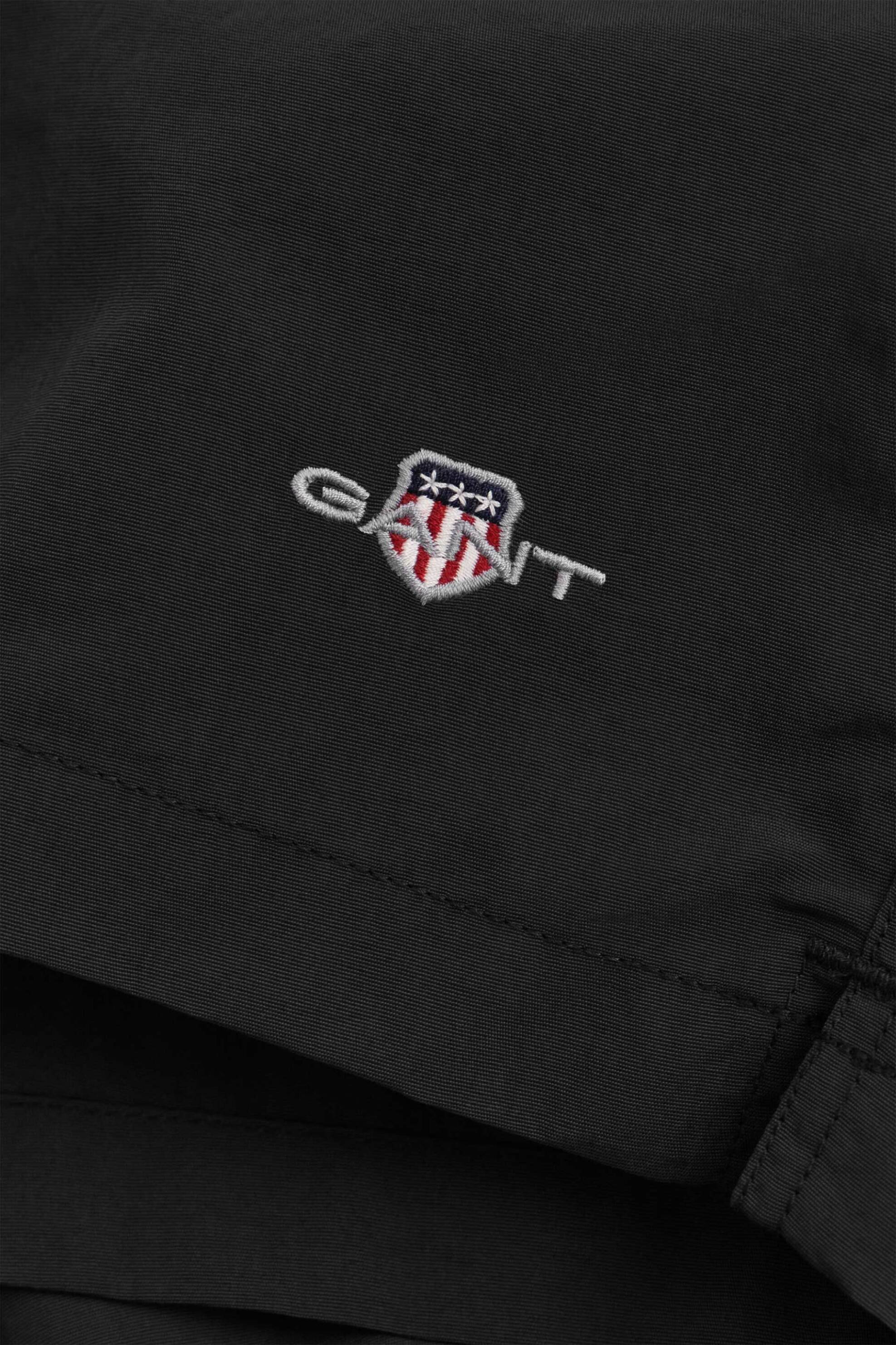 Gant Ανδρικό Μαγιό Σορτς με Κεντημένο Λογότυπο Regular Fit - 920026000 Μαύρο