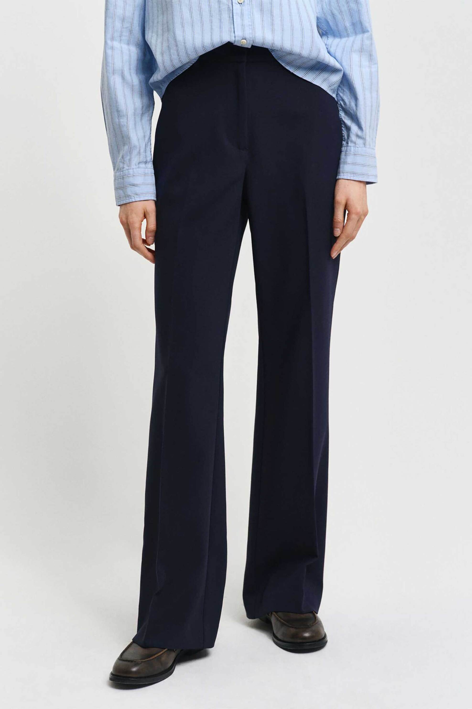 Gant γυναικείο παντελόνι flare υφασμάτινο Slim Fit - 4150334 Μπλε Σκούρο