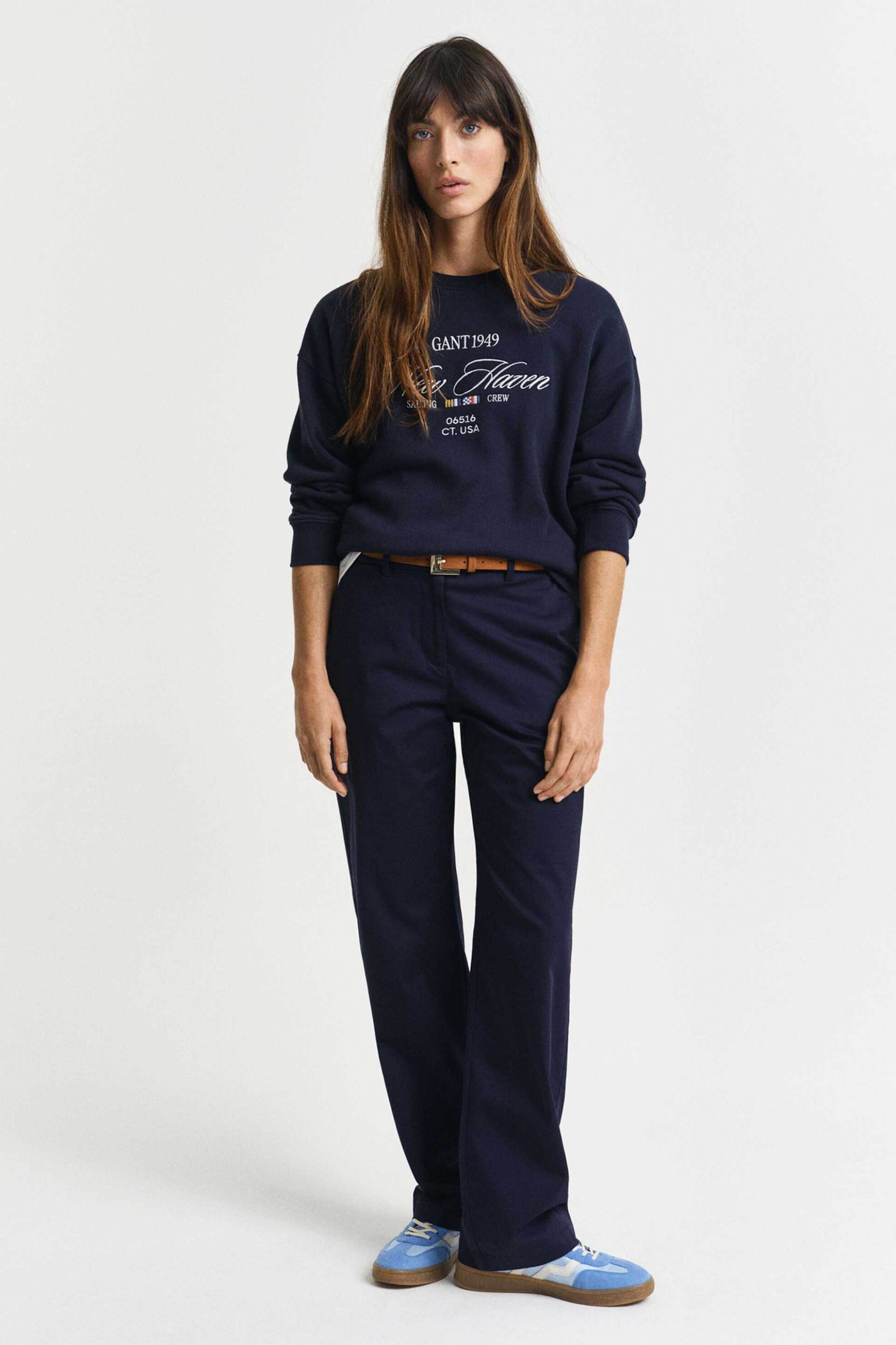 GANT Gant γυναικείο παντελόνι chino μονόχρωμο Regular Fit - 4150356 Μπλε Σκούρο 2025