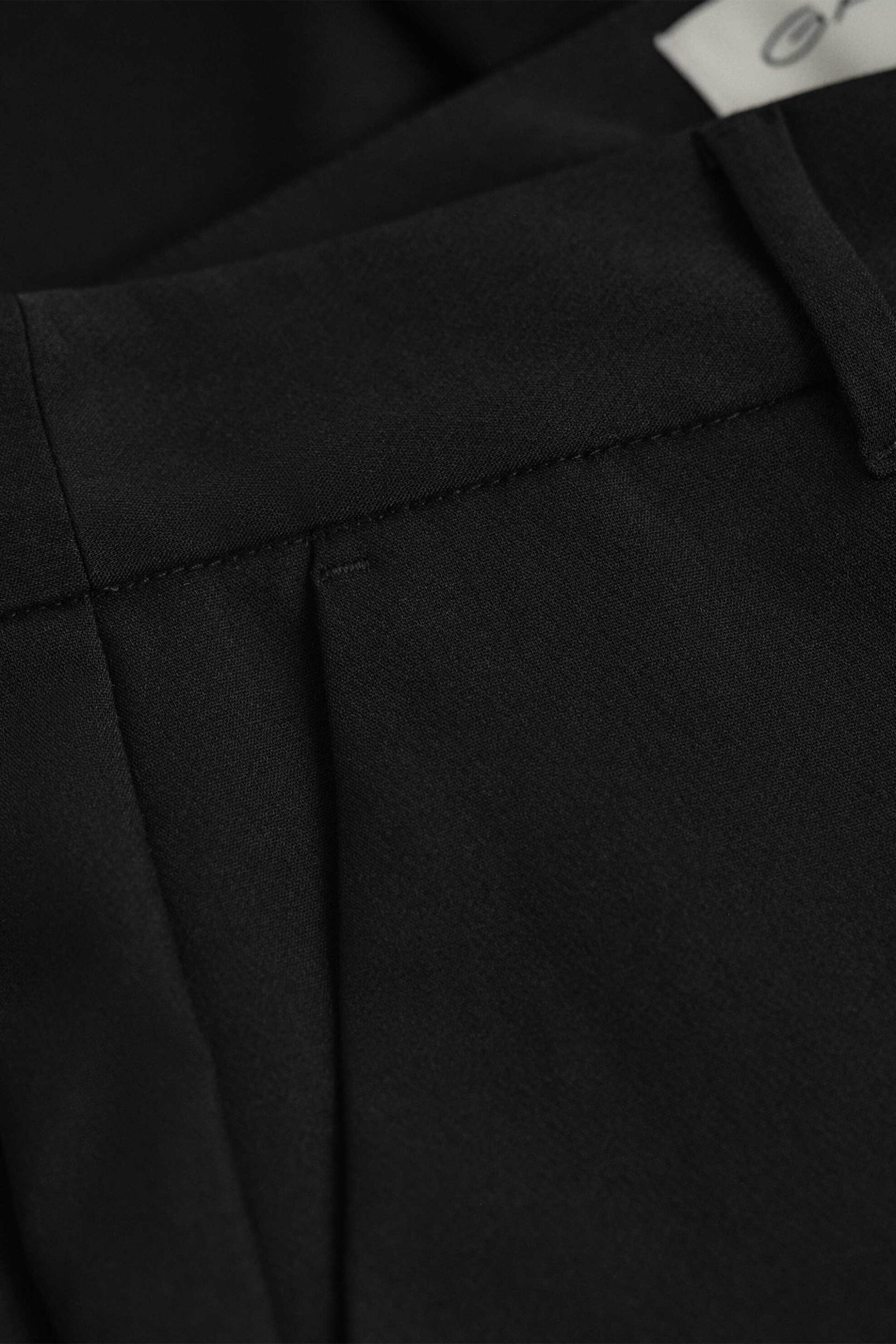 Gant γυναικείο παντελόνι υφασμάτινο Slim Fit - 4150363 Μαύρο