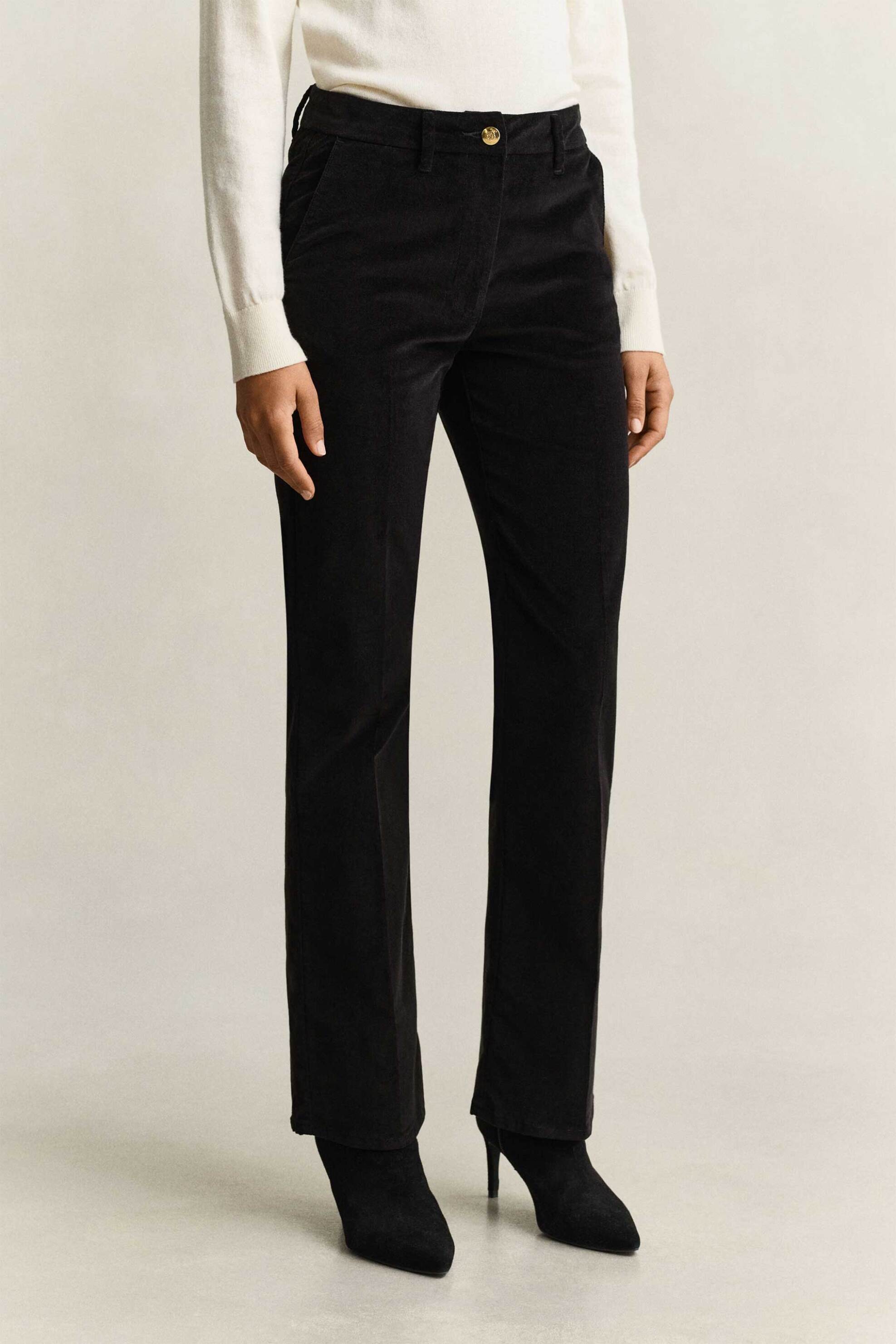 GANT Gant γυναικείο παντελόνι με βελούδινη υφή Flared Slim Fit - 4150420 Μαύρο - 2