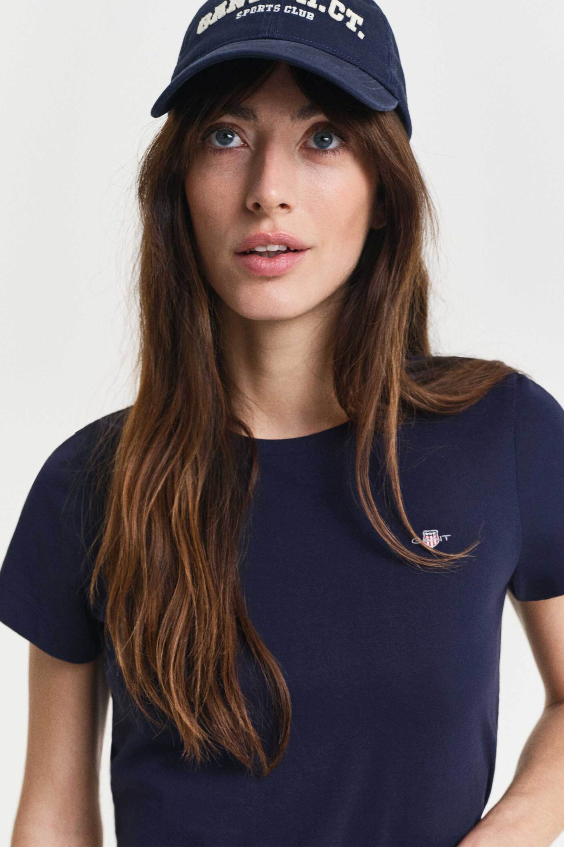 Gant γυναικείο T-shirt μονόχρωμο με κεντημένο λογότυπο Regular Fit - 4200200 Μπλε Σκούρο