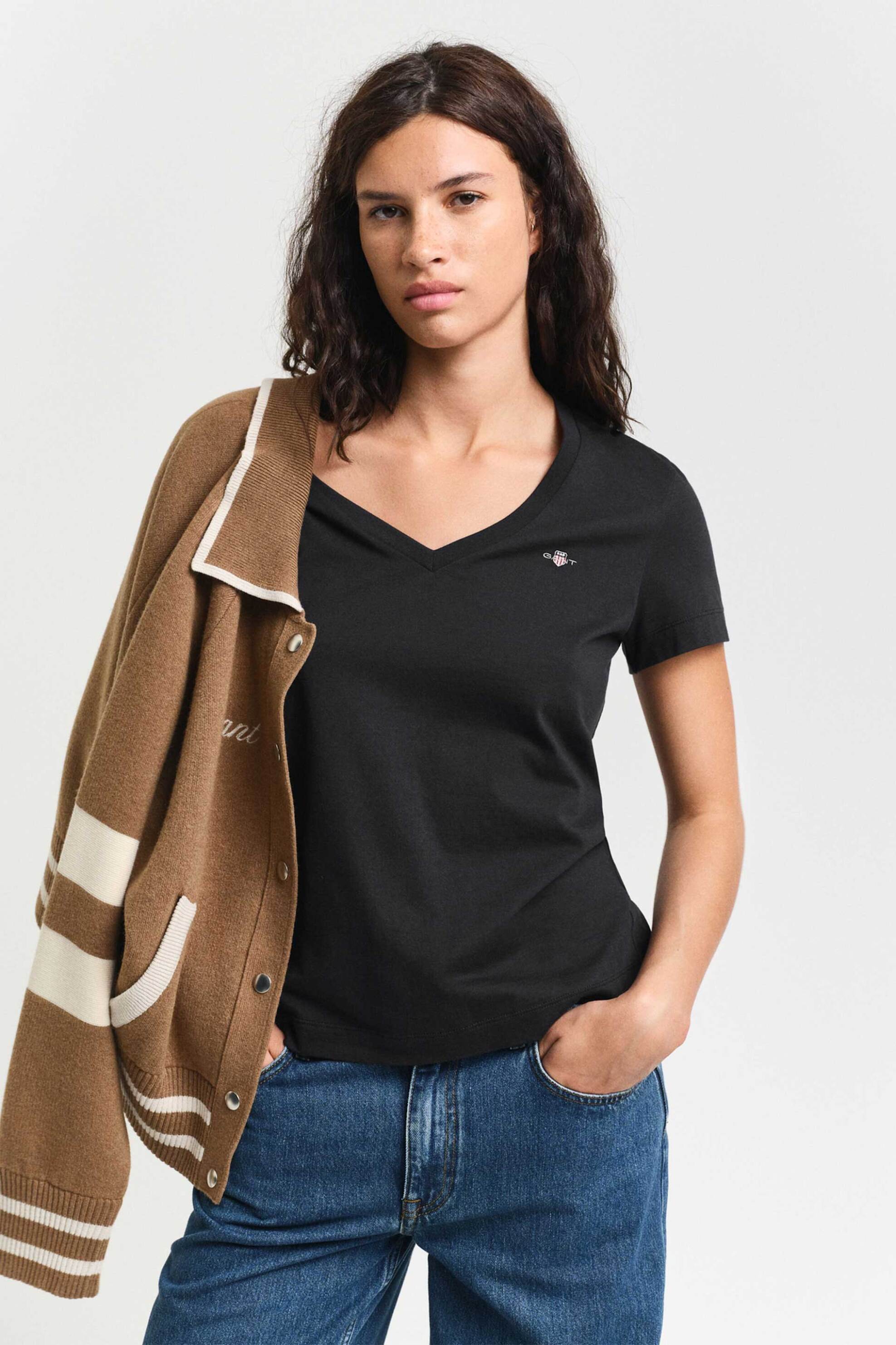 GANT Gant γυναικείο T-shirt μονόχρωμο με κεντημένο λογότυπο Regular Fit - 4200750 Μαύρο