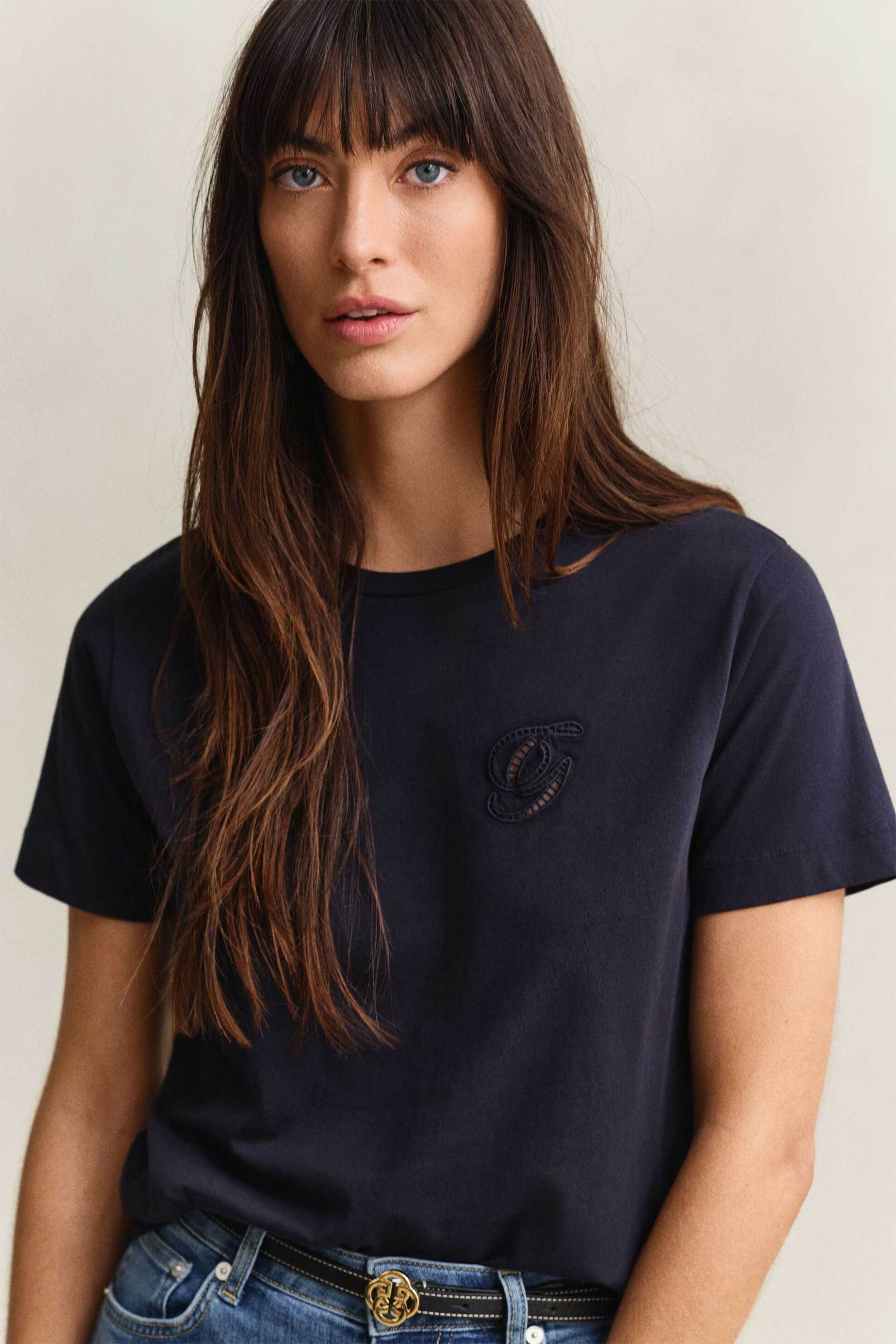 Gant γυναικείο T-shirt με κεντημένο script graphic logo Regular Fit - 4201450 Μπλε Σκούρο
