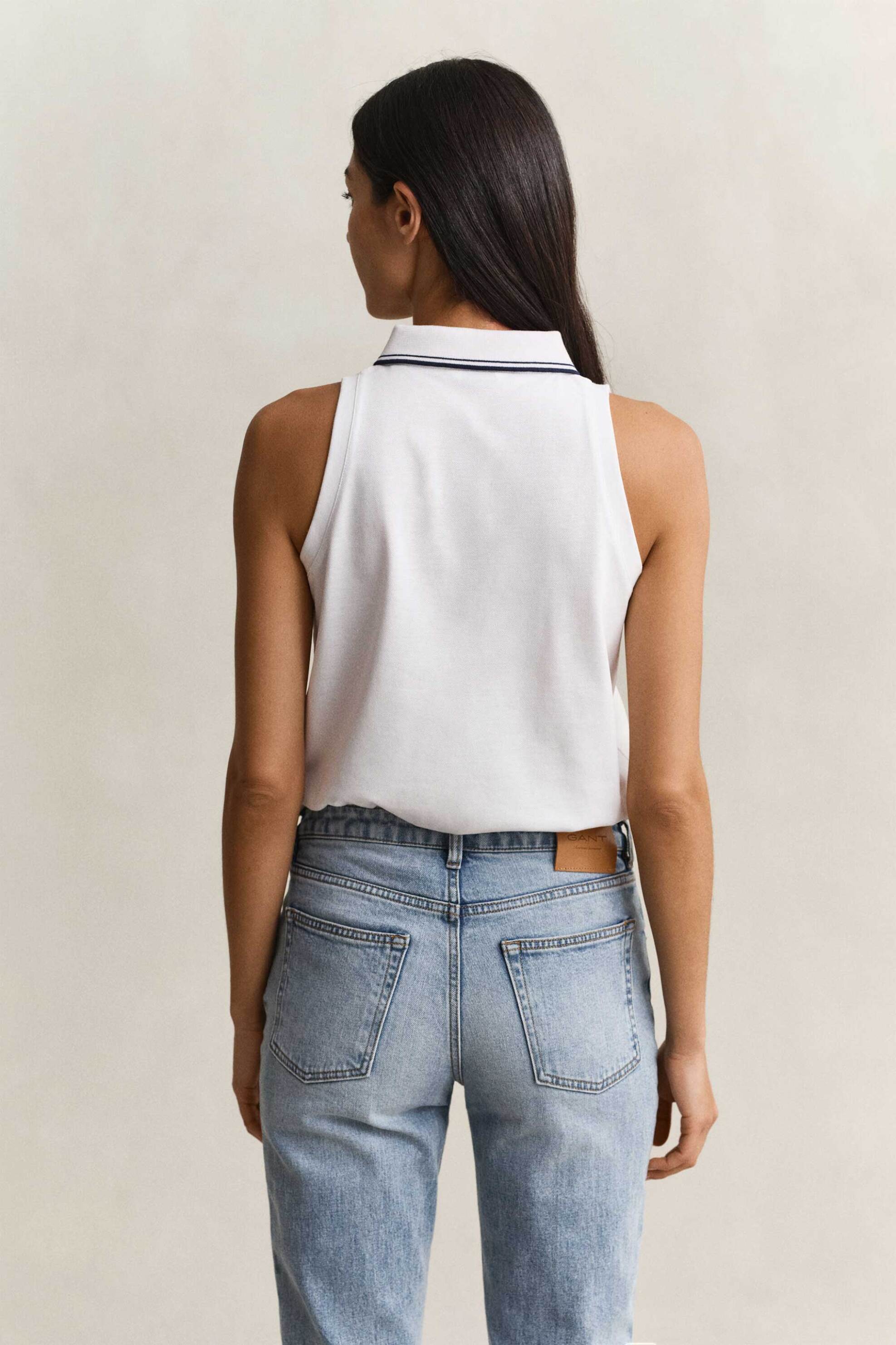 Gant Γυναικεία Αμάνικη Μπλούζα Πόλο Πικέ με Monogram Regular Fit - 4201497 Λευκό