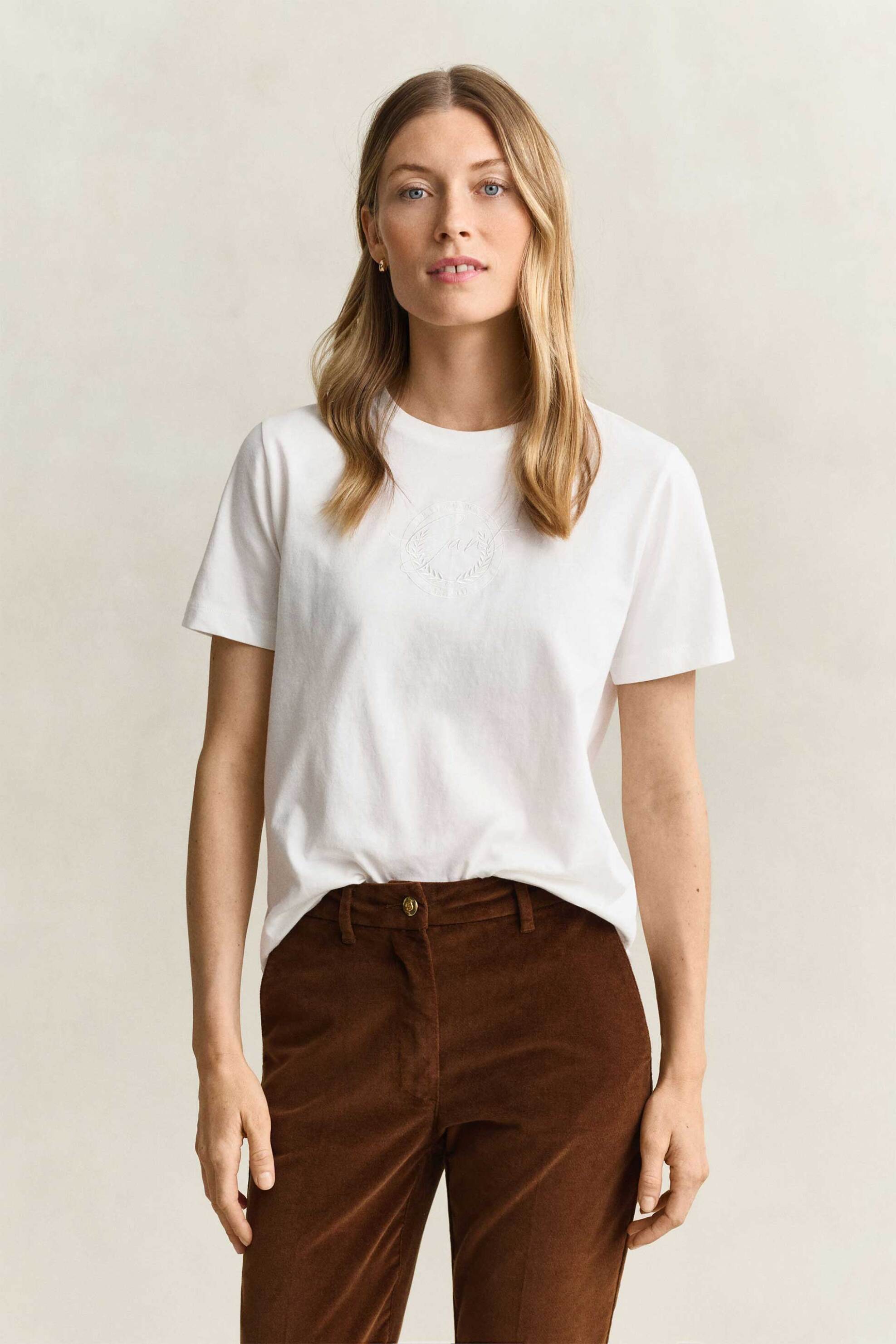 Gant γυναικείο T-shirt με κεντημένο graphic logo Regular Fit - 4201620 Λευκό