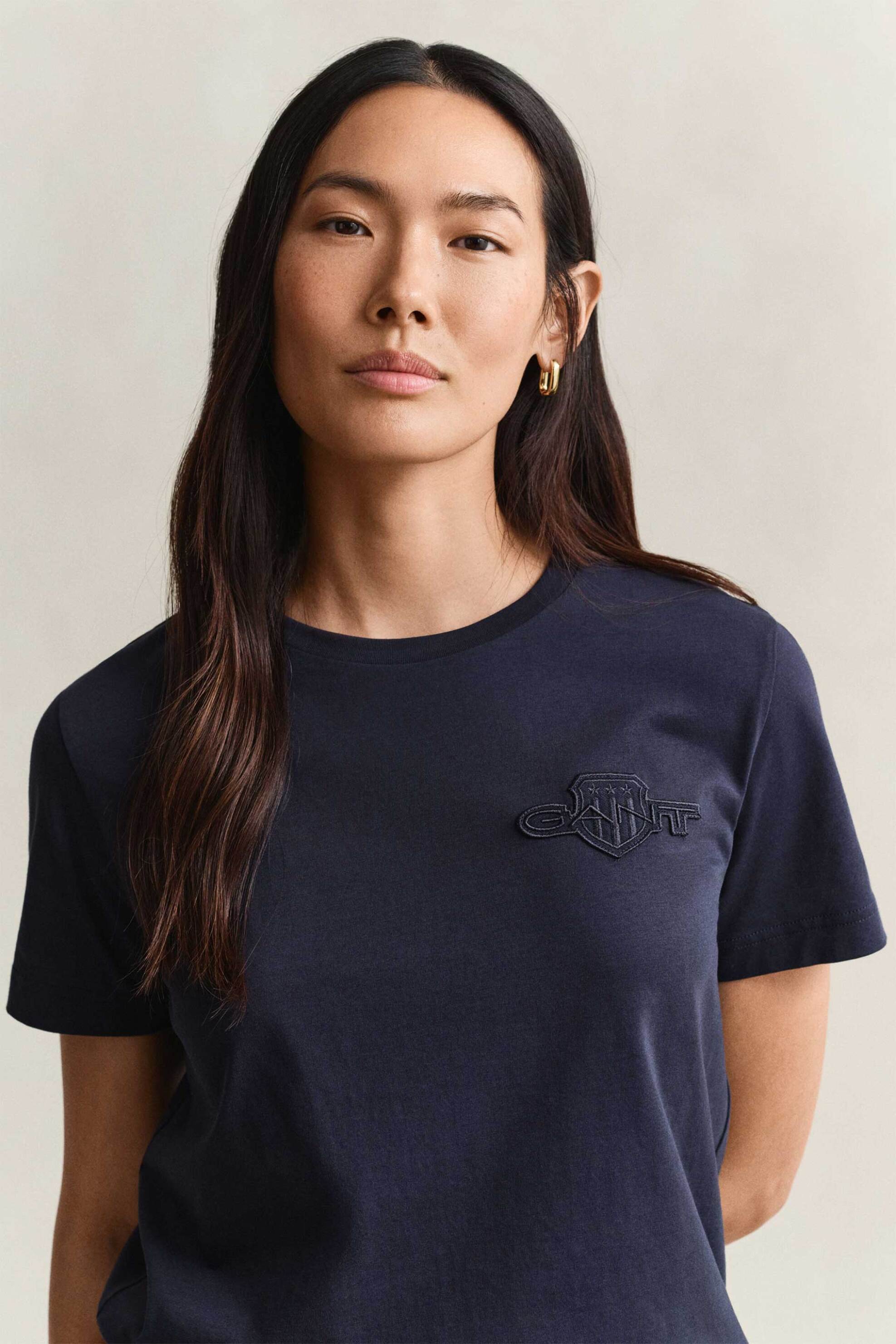 Gant γυναικείο T-shirt με κεντημένο λογότυπο Regular Fit - 4202589 Μπλε Σκούρο