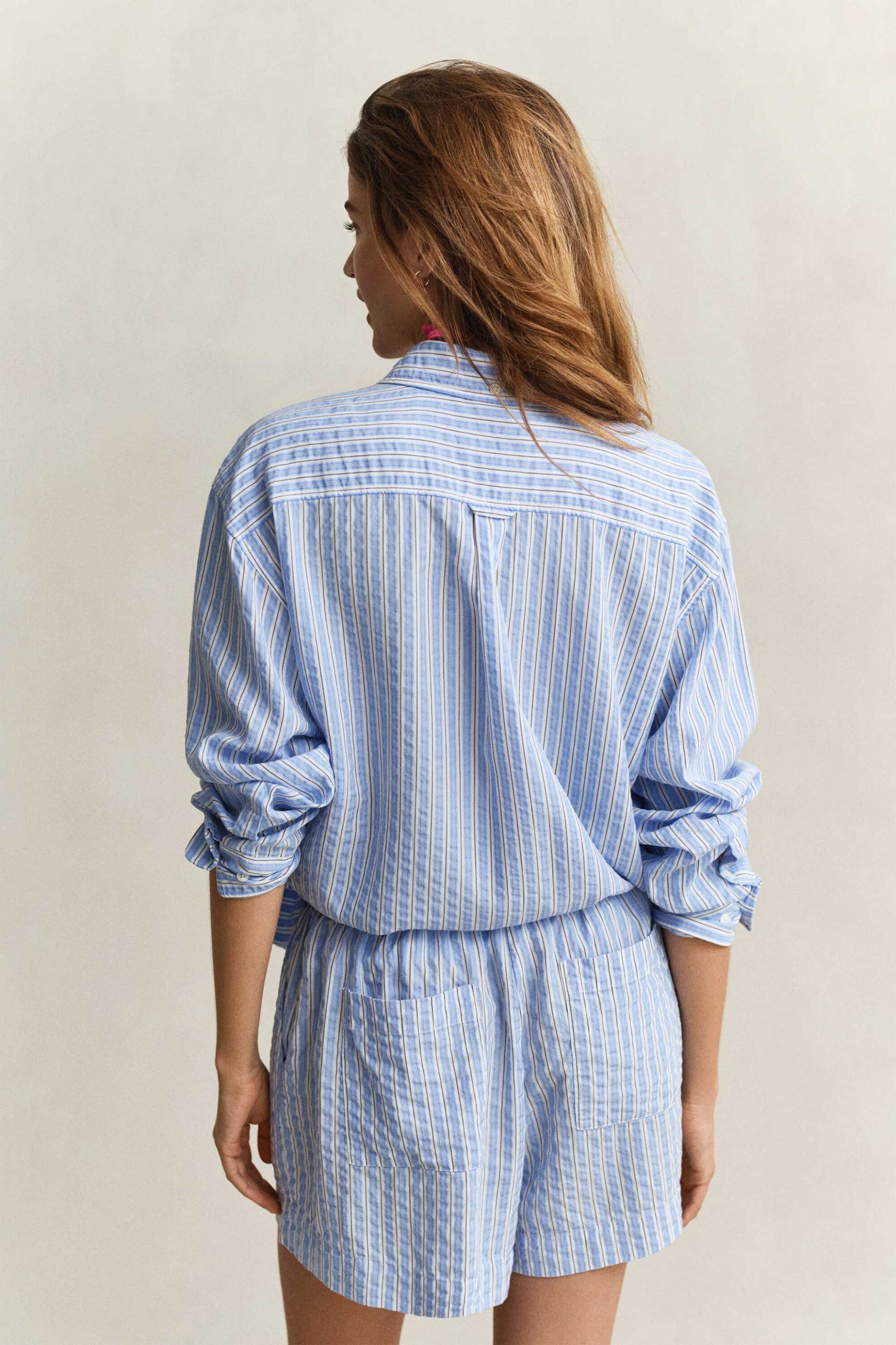 Gant Γυναικείο Πουκάμισο Button Down με Ριγέ Σχέδιο Και Τσέπη Relaxed Fit - 4300615 Μπλε Ανοιχτό