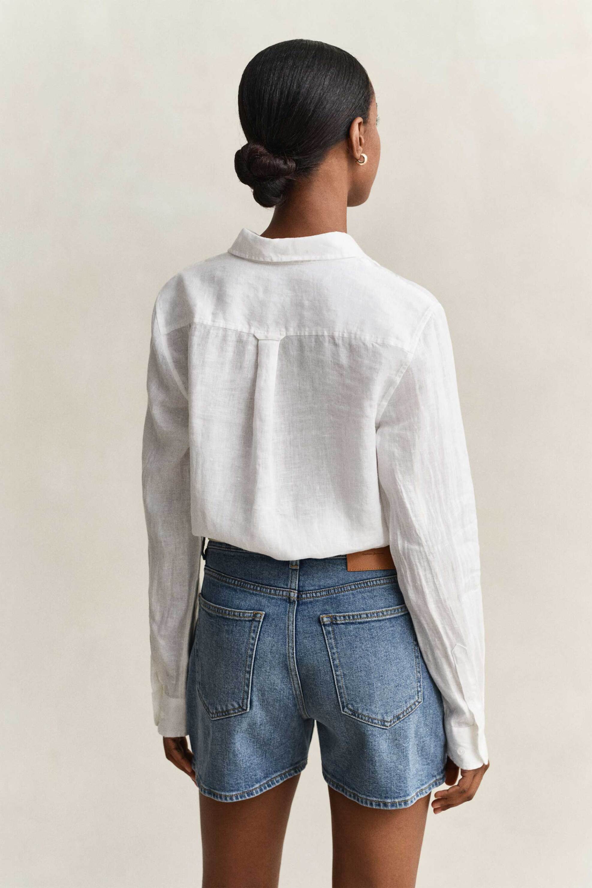 GANT Gant γυναικείο λινό πουκάμισο με λογότυπο Regular Fit - 4300620 Λευκό - 4