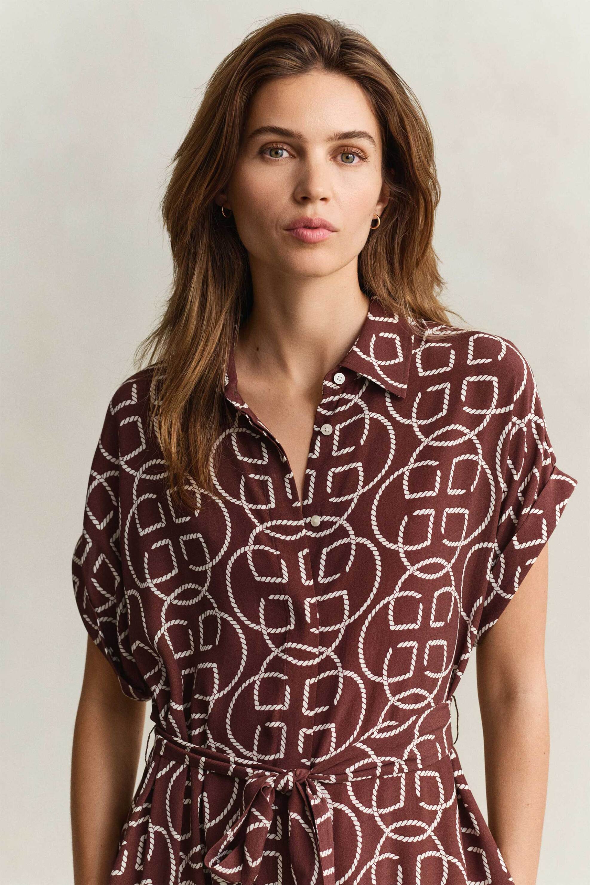 Gant γυναικείο midi φόρεμα σεμιζιέ με all-over monogram Relaxed Fit - 4503516 Καφέ