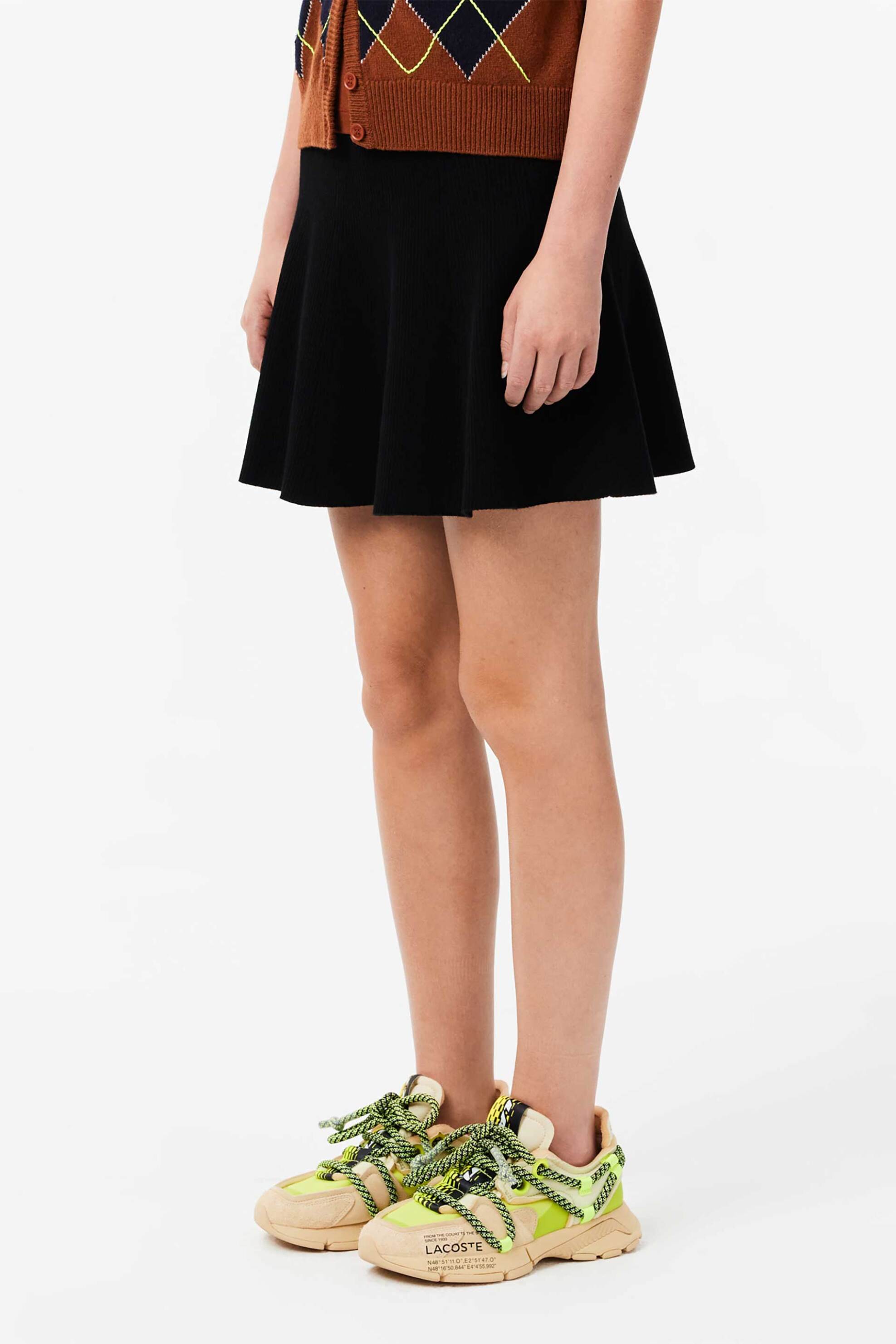 Lacoste γυναικεία πλεκτή mini φούστα ribbed με κεντημένο λογότυπο Flared Cut - JF2540-00 Μαύρο