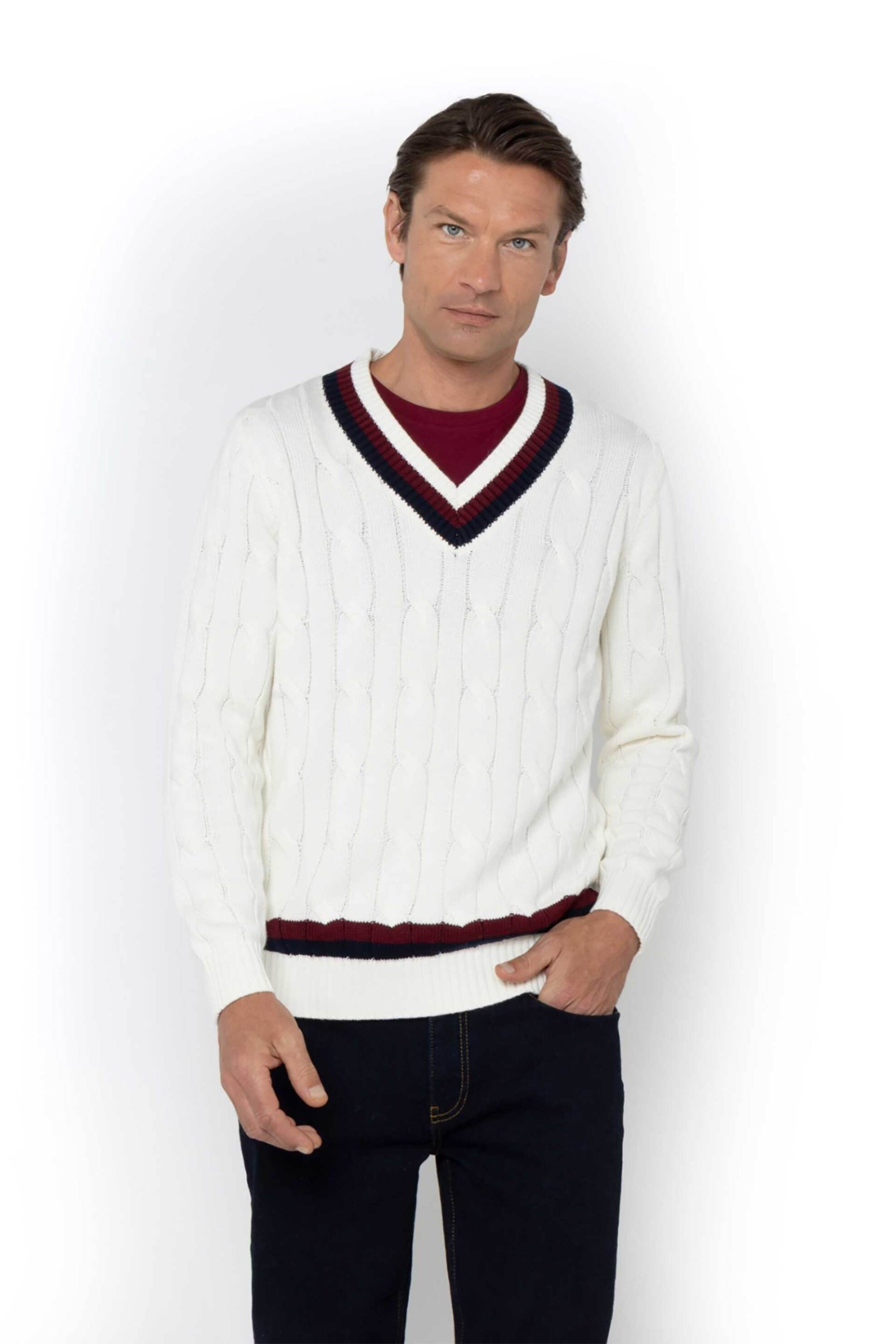 THE BOSTONIANS The Bostonians ανδρικό πουλόβερ με cable knit pattern και V Regular Fit - MV1014 Εκρού