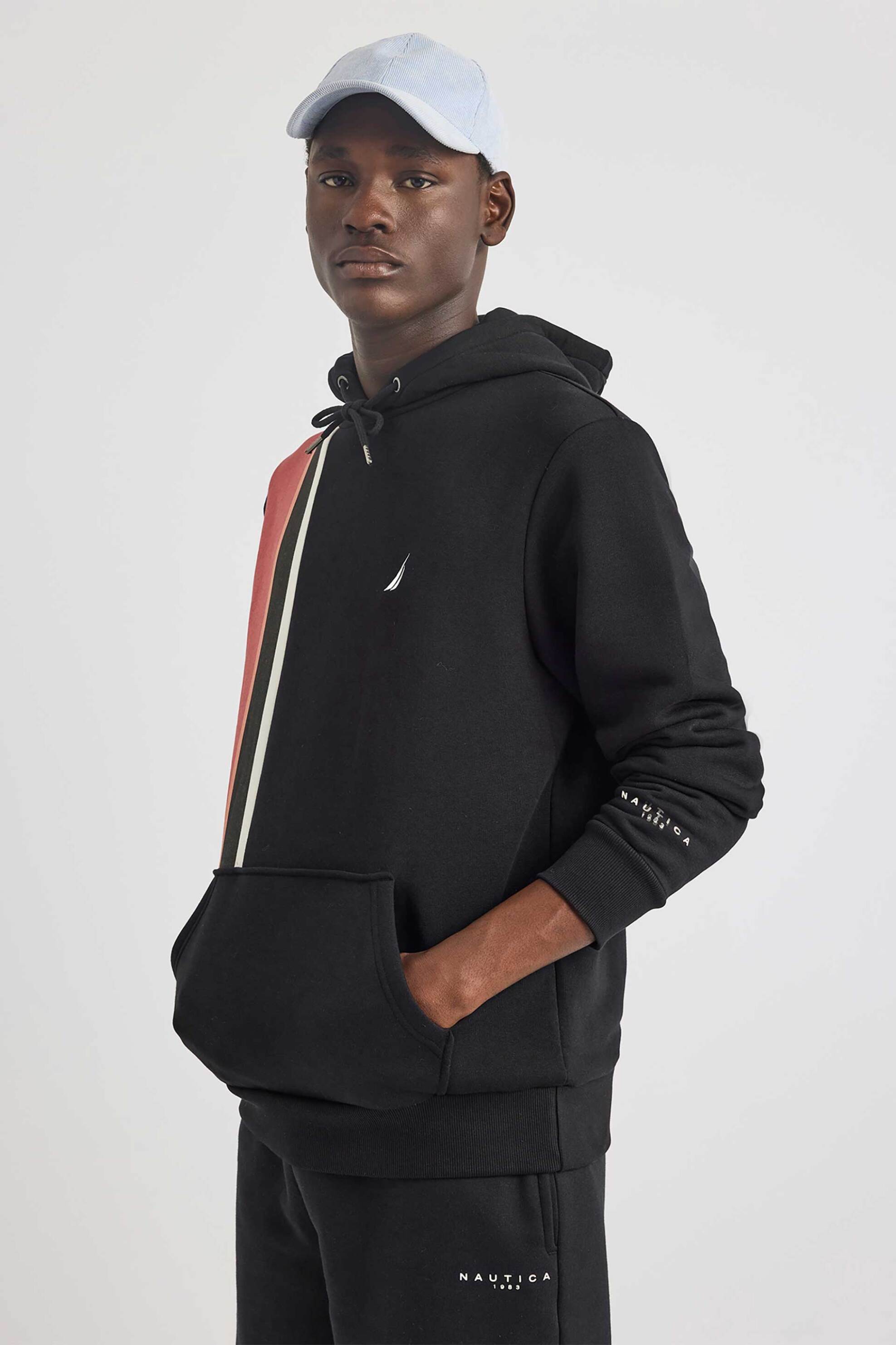 NAUTICA Nautica ανδρική μπλούζα φούτερ με κουκούλα και contrast λεπτομέρειες - N1S03470 Μαύρο