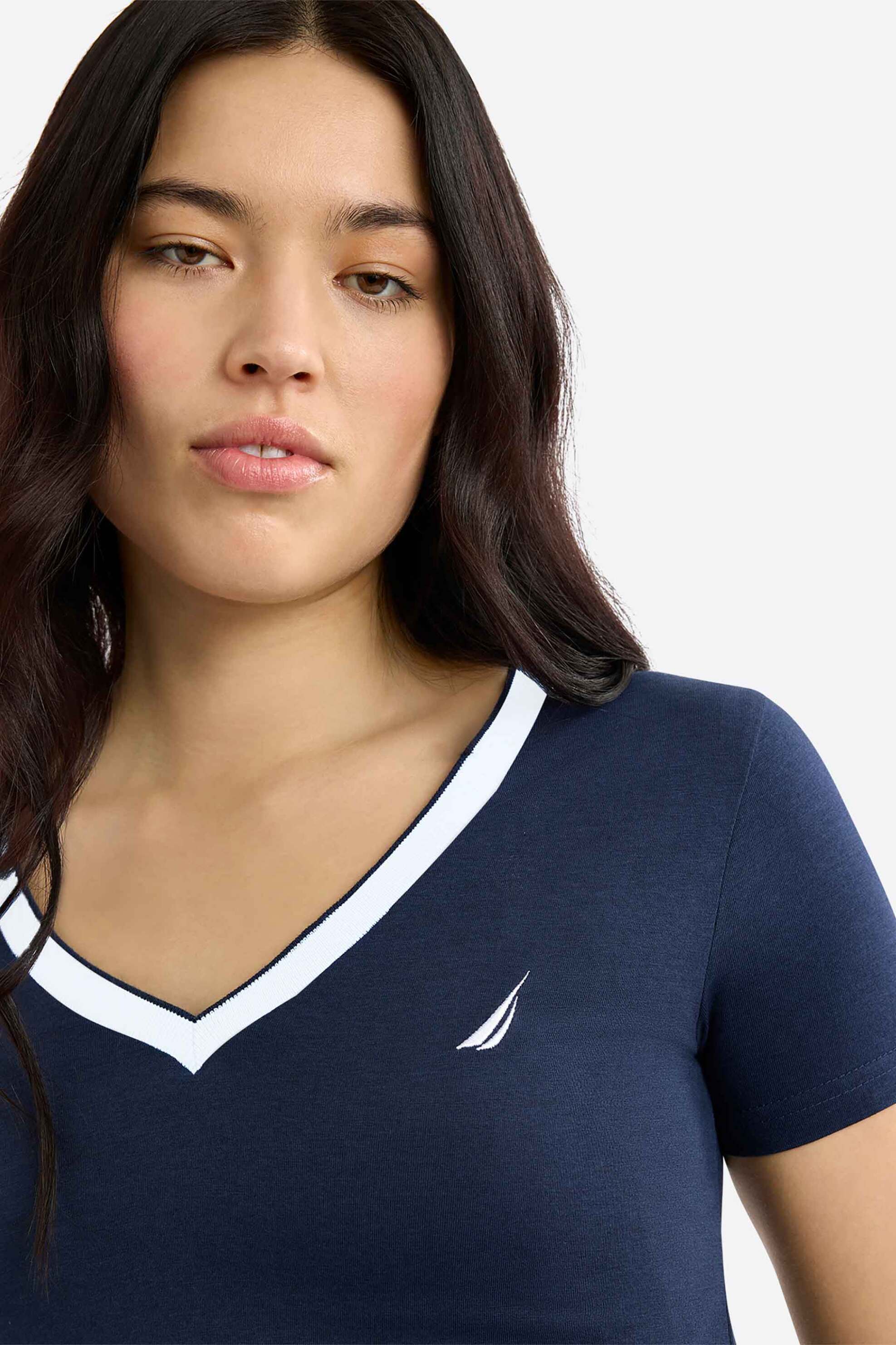 Nautica γυναικείο T-shirt με V και κεντημένο λογότυπο "Mae" - N2R03081 Σκούρο Μπλε φωτογραφία