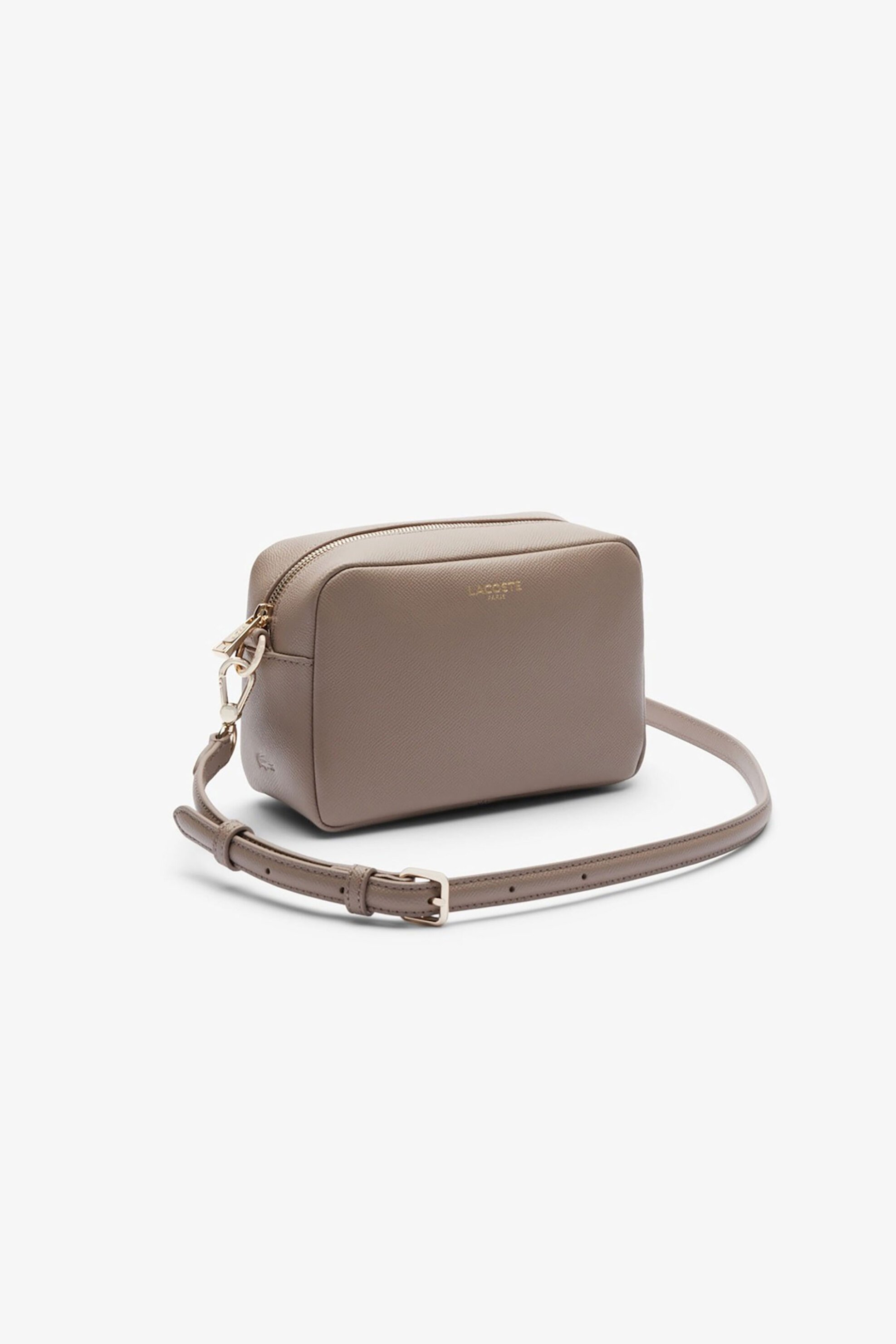 Lacoste γυναικεία τσάντα crossbody με μεταλλικό λογότυπο "Champs-Élysées" - NF5100PH Καμηλό φωτογραφία