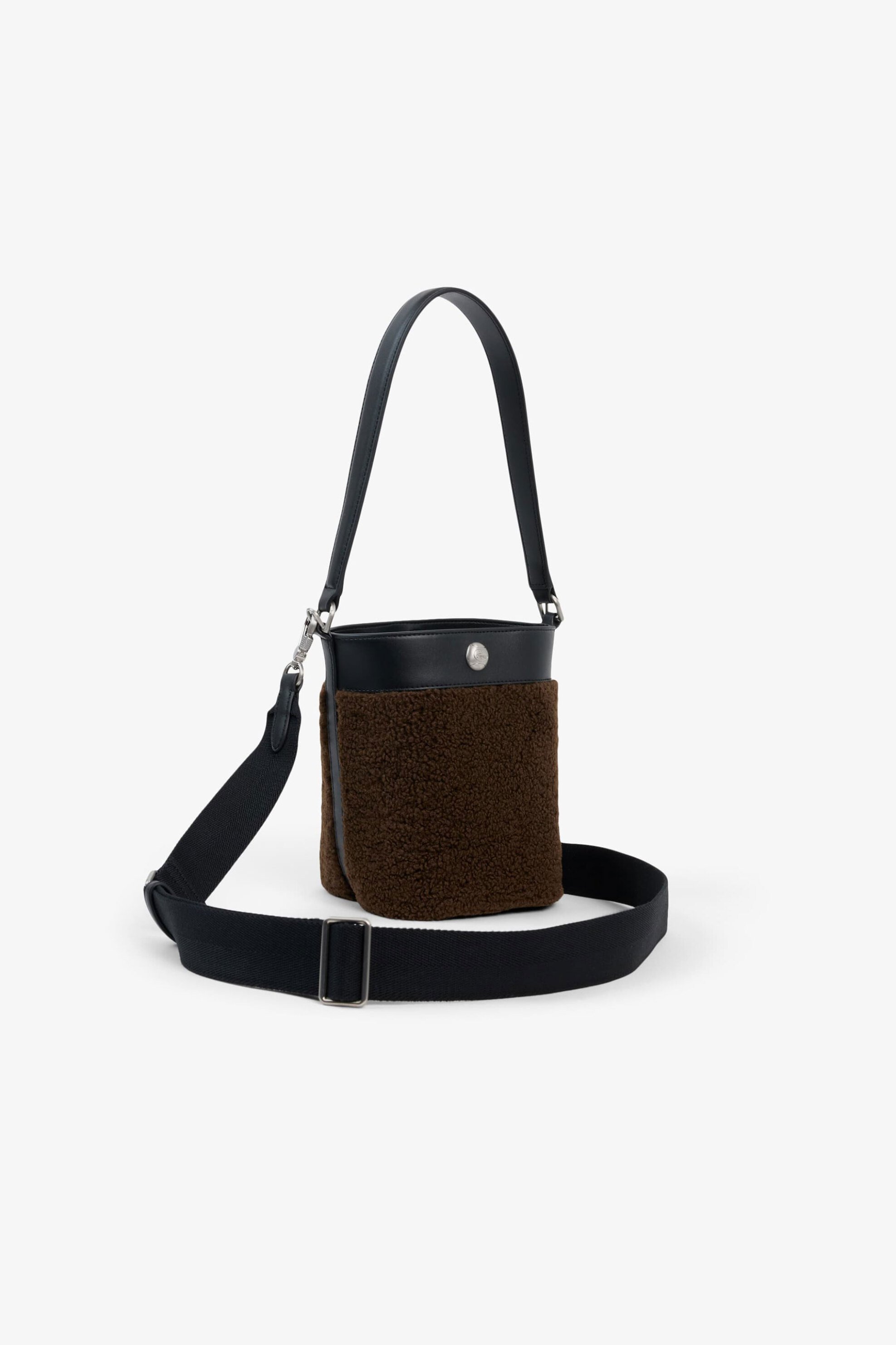Lacoste γυναικεία τσάντα bucket μπουκλέ 