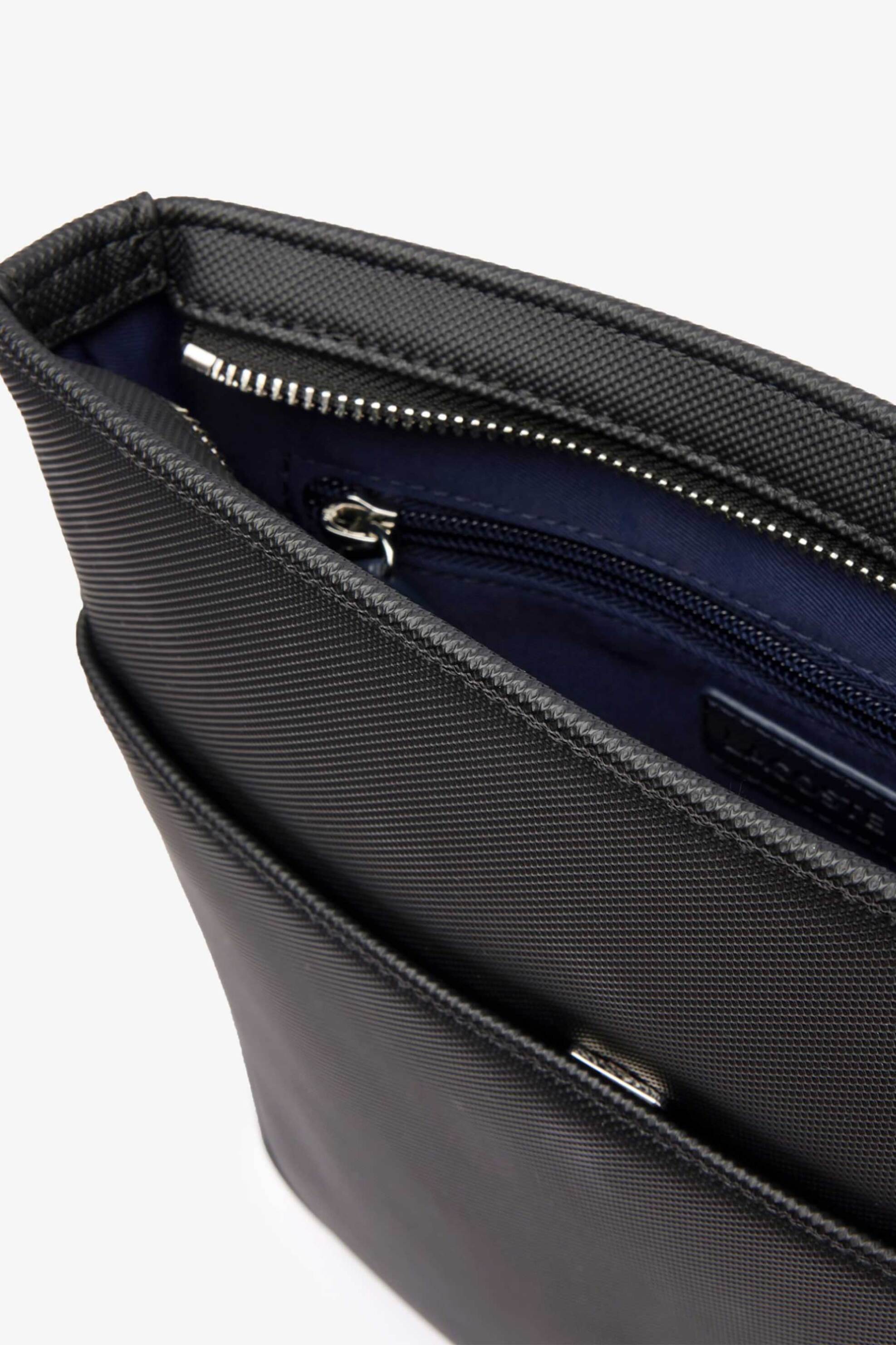 Lacoste Ανδρικό Τσαντάκι Crossbody Πικέ με Ton-Sur-Ton Ανάγλυφο Λογότυπο Classic Slimline - Nh4424Hc Μαύρο