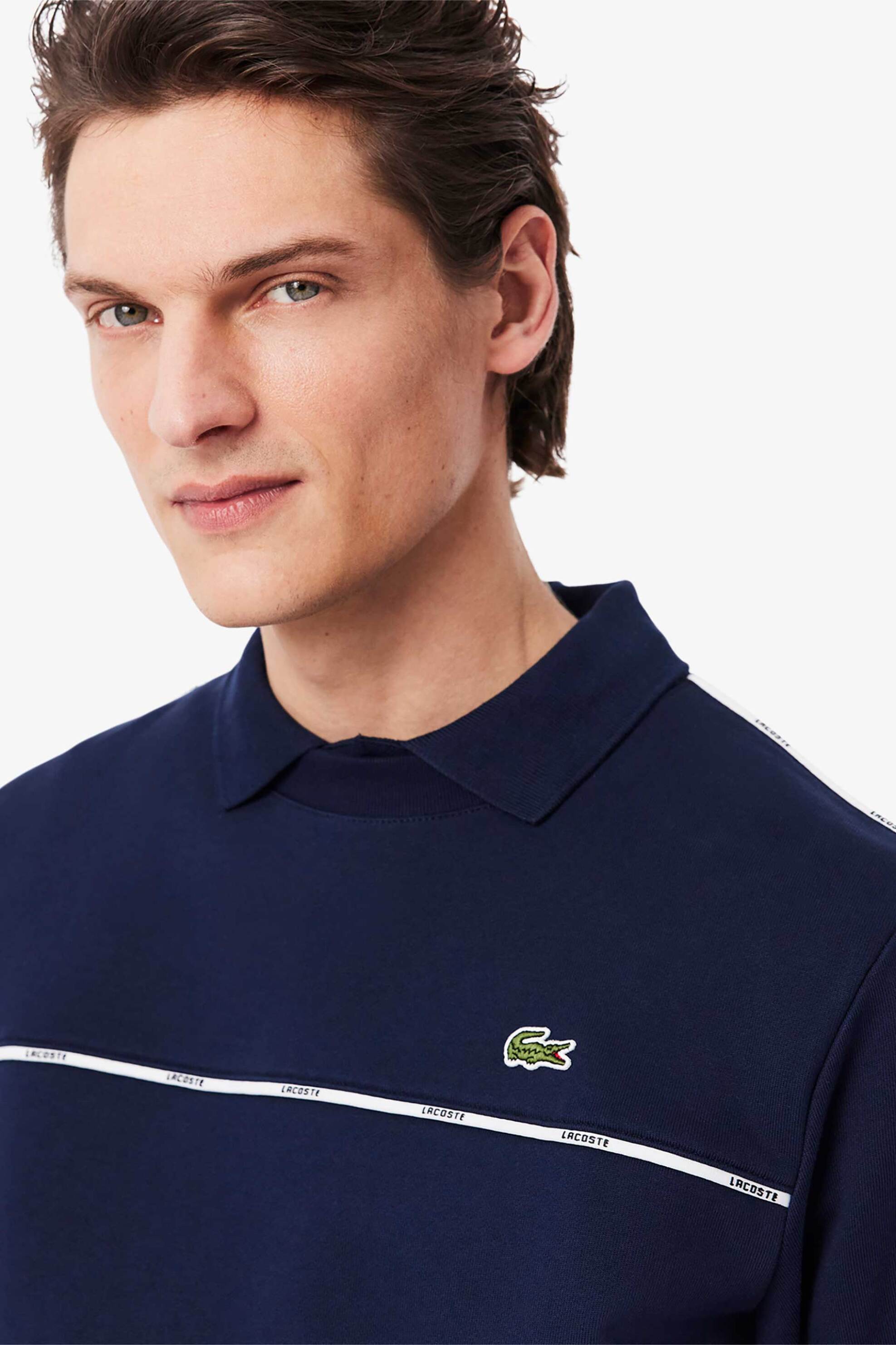 Lacoste ανδρική μπλούζα φούτερ με contrast ρίγα με logo tape και κεντημένο λογότυπο Classic Fit - SH9818-00 Μπλε Σκούρο φωτογραφία