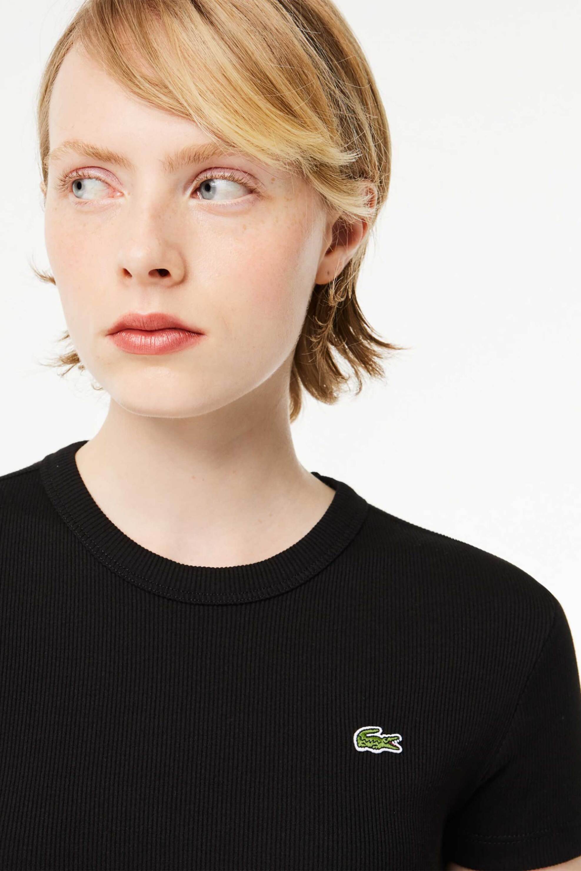 Lacoste γυναικείο T-shirt ribbed με κεντημένο λογότυπο Slim Fit - TF5538 Μαύρο φωτογραφία