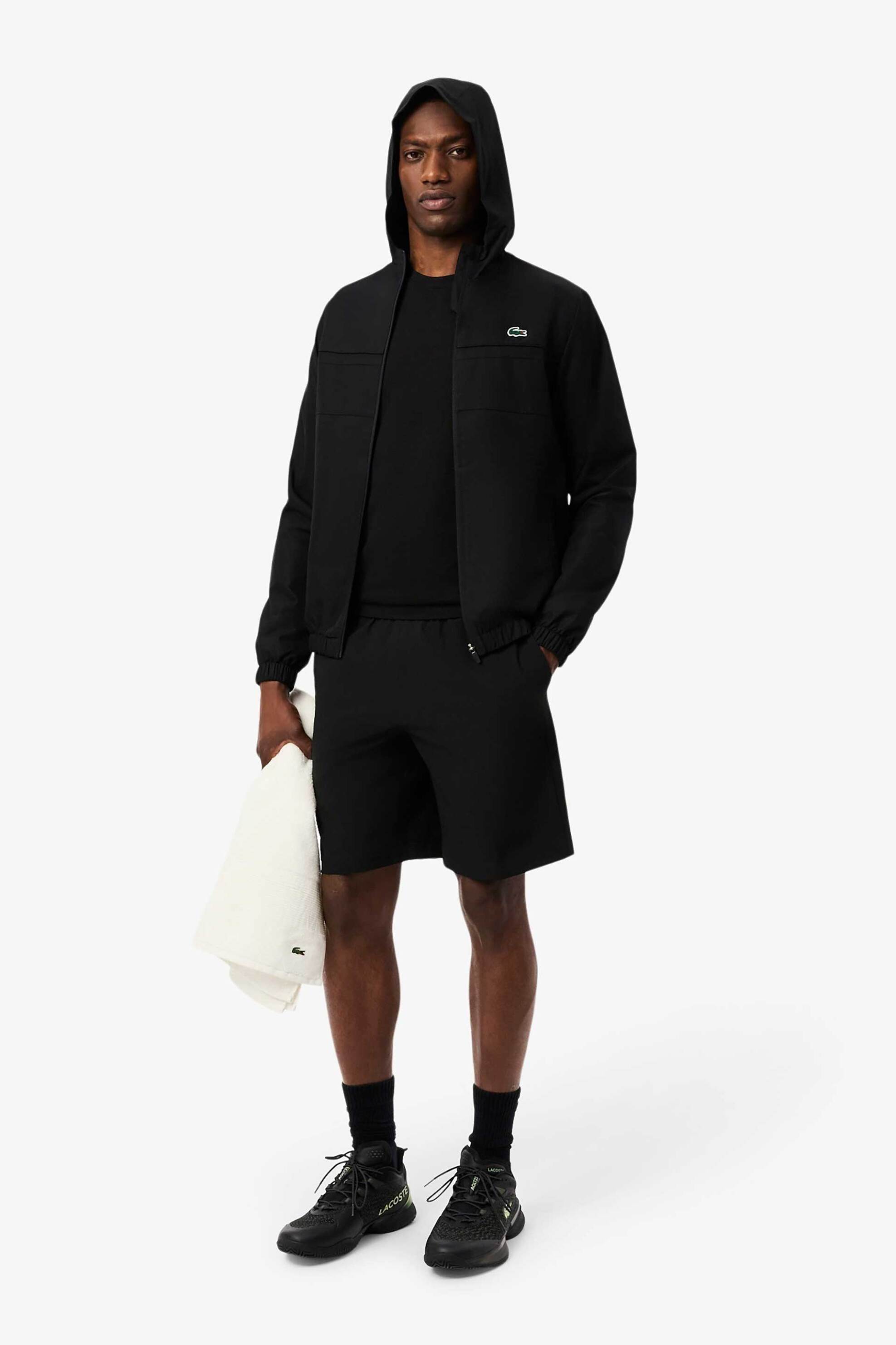 Lacoste ανδρικό T-shirt μονόχρωμο με κεντημένο λογότυπο Regular Fit - TH7618 Μαύρο φωτογραφία