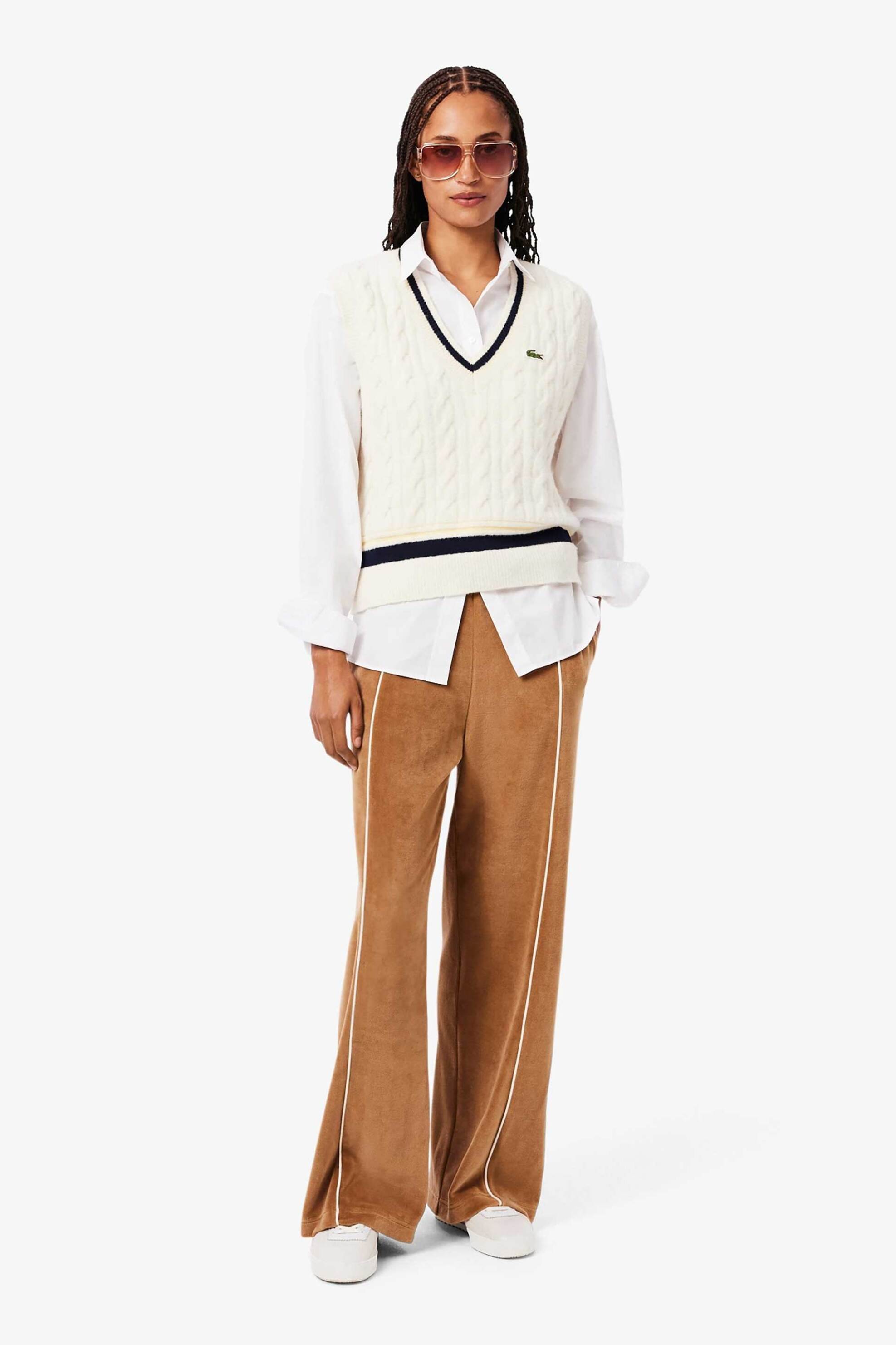 Lacoste γυναικείο παντελόνι φόρμας με βελούδινη υφή και κεντημένο λογότυπο Wide Fit - XF5273-00 Καμηλό