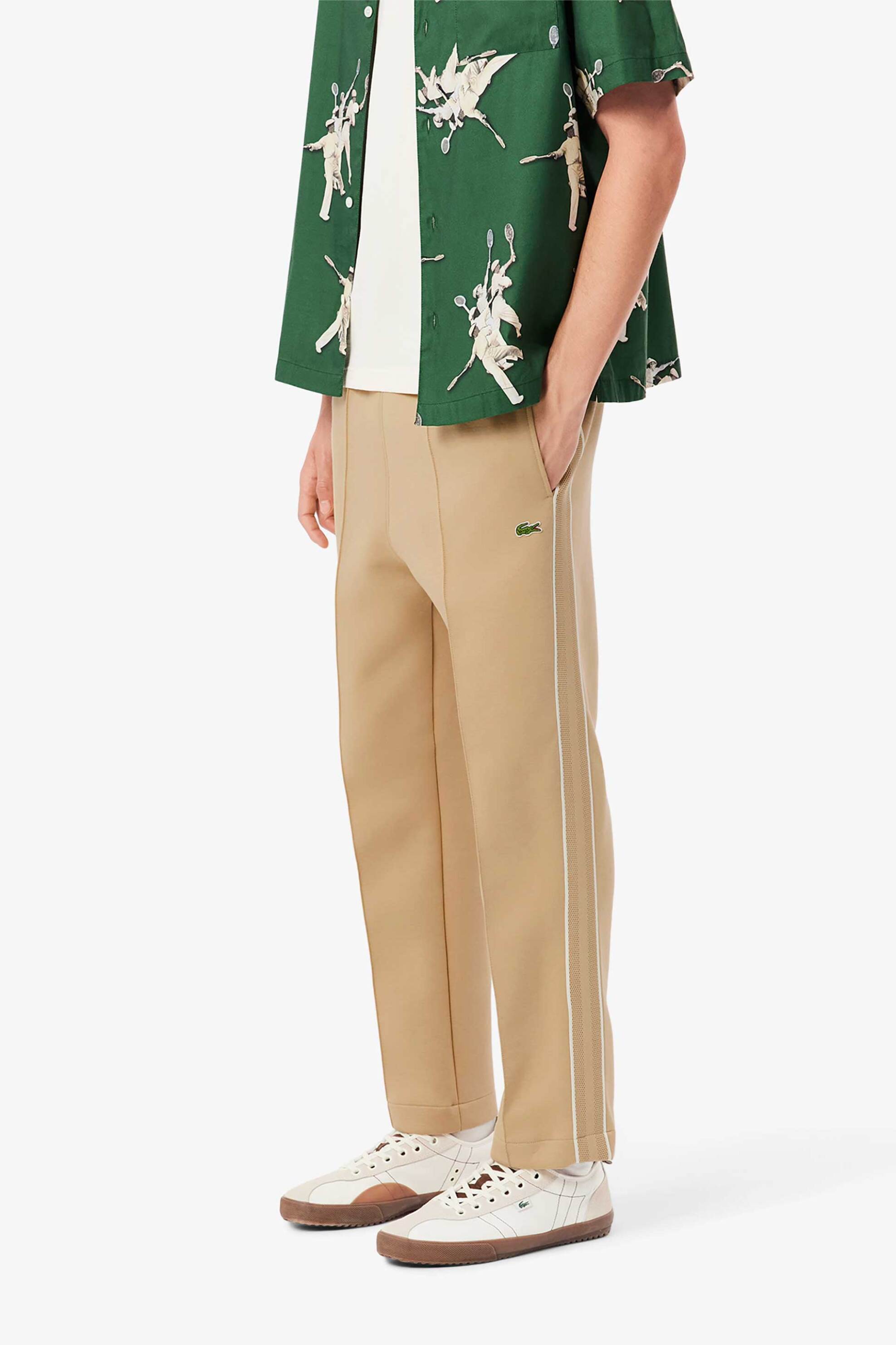 Lacoste ανδρικό παντελόνι φόρμας με contrast ρίγες στο πλάι και κεντημένο λογότυπο Regular Straight Fit - XH0038-00 Μπεζ φωτογραφία