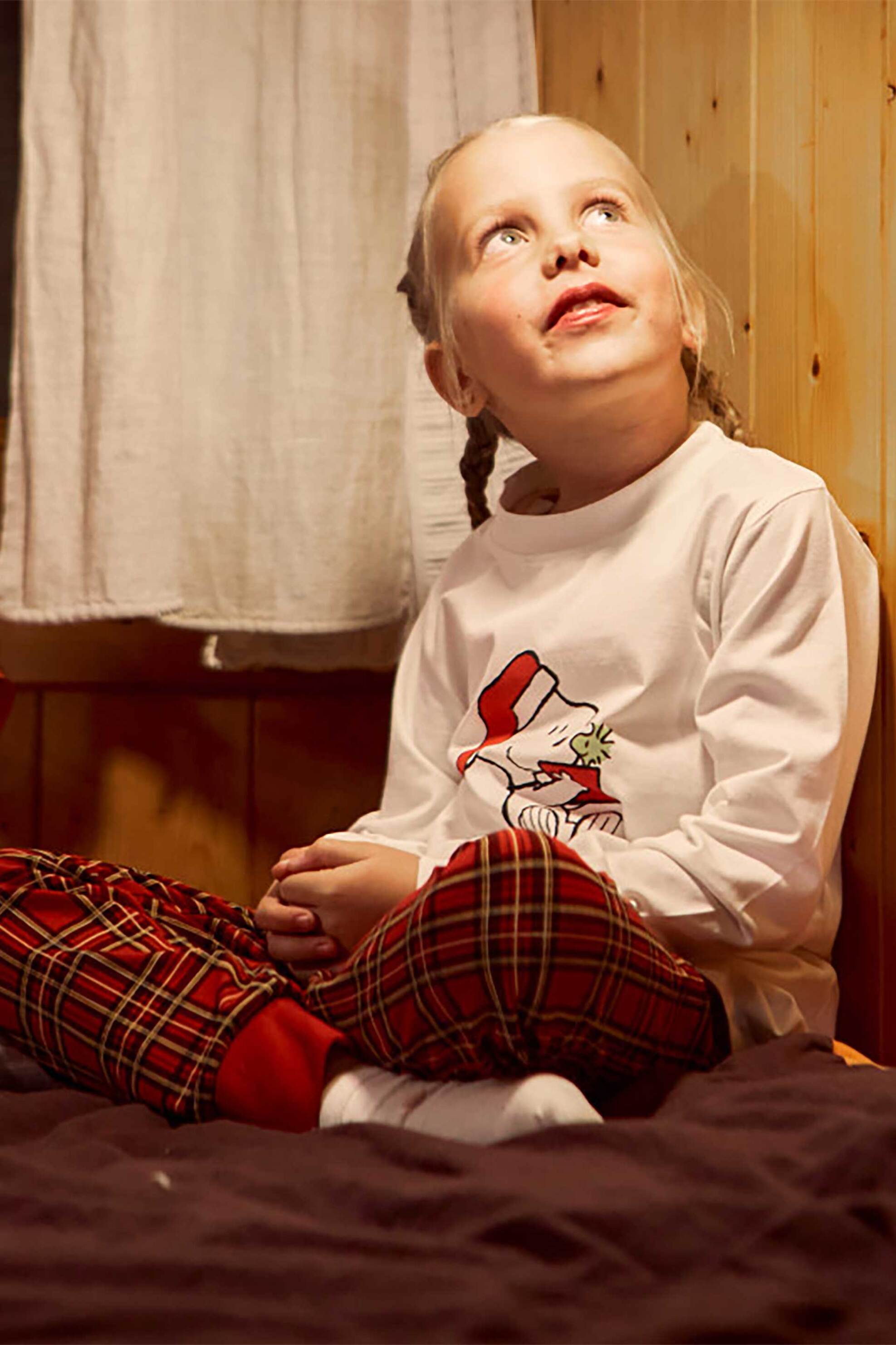 Alouette παιδική πιτζάμα με print "Snoopy" και καρό σχέδιο (2 τεμάχια) - 00390209 Εκρού