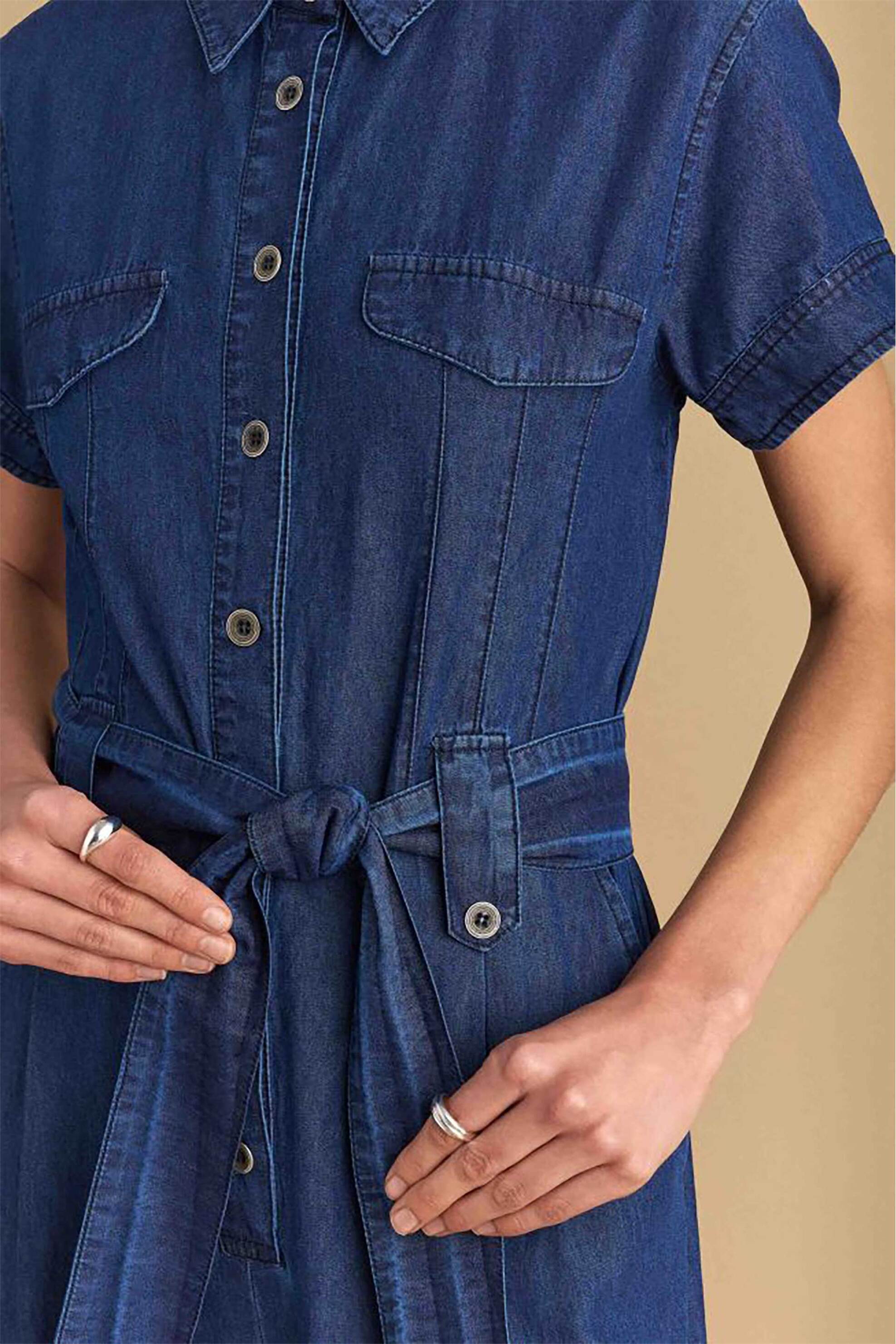 Attrattivo γυναικεία denim ολόσωμη φόρμα με ζώνη στη μέση και μεταλλικό λογότυπο - 91253031 Denim Blue φωτογραφία
