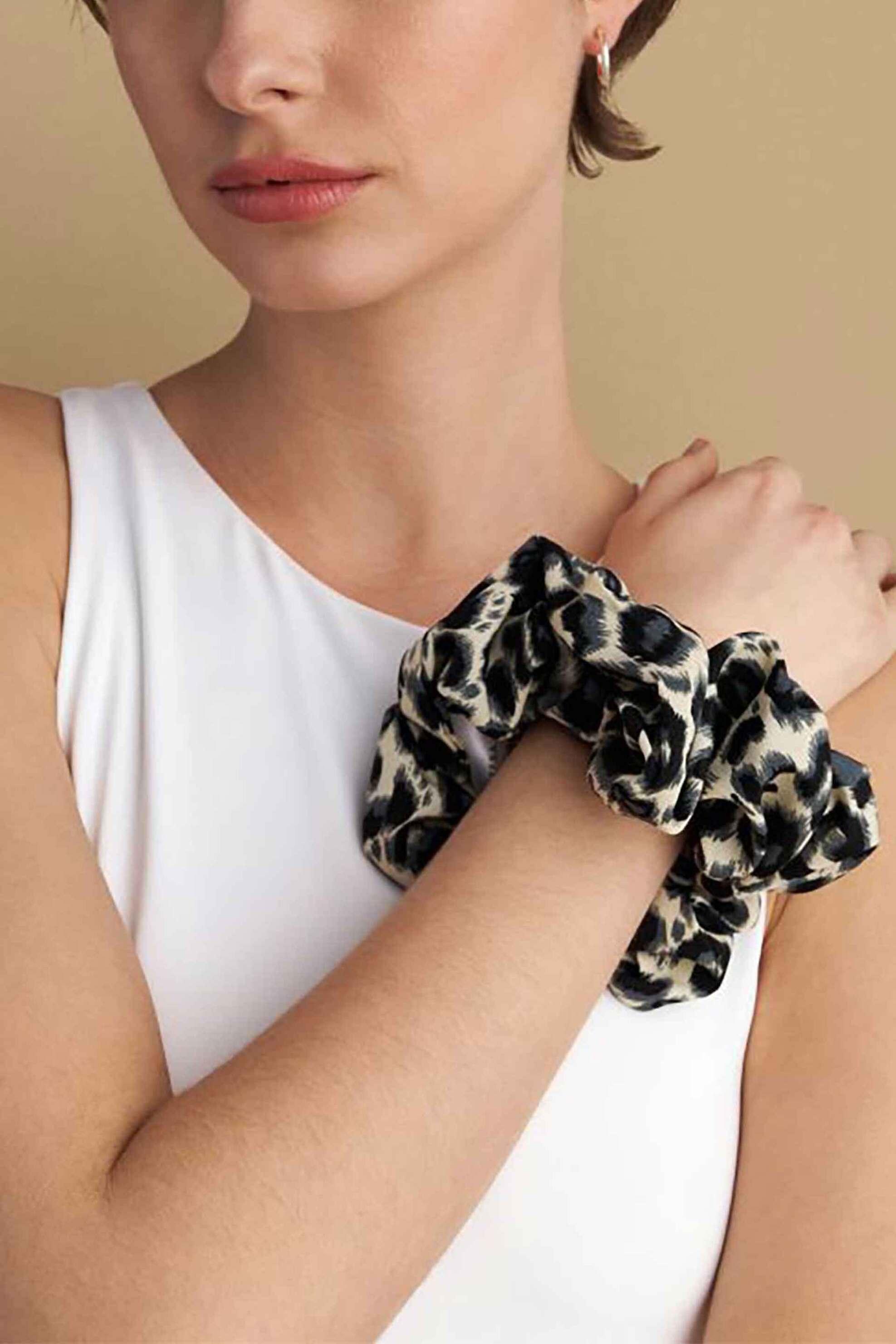 Attrattivo γυναικείο scrunchie με animal print - 9K22770 Εκρού φωτογραφία