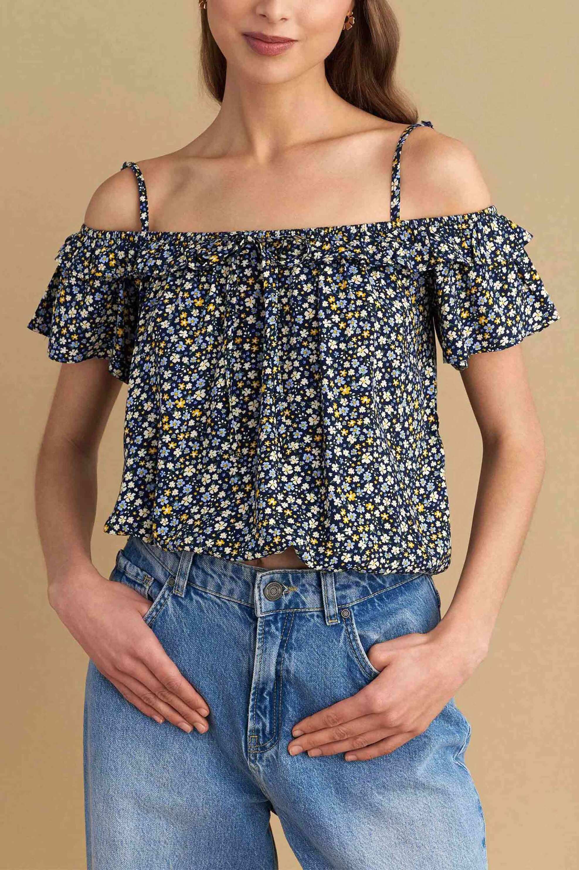 ATTRATTIVO Attrattivo γυναικείο αμάνικο τοπ με all-over floral print και βολάν "Liberty" - 9920511 Μαύρο