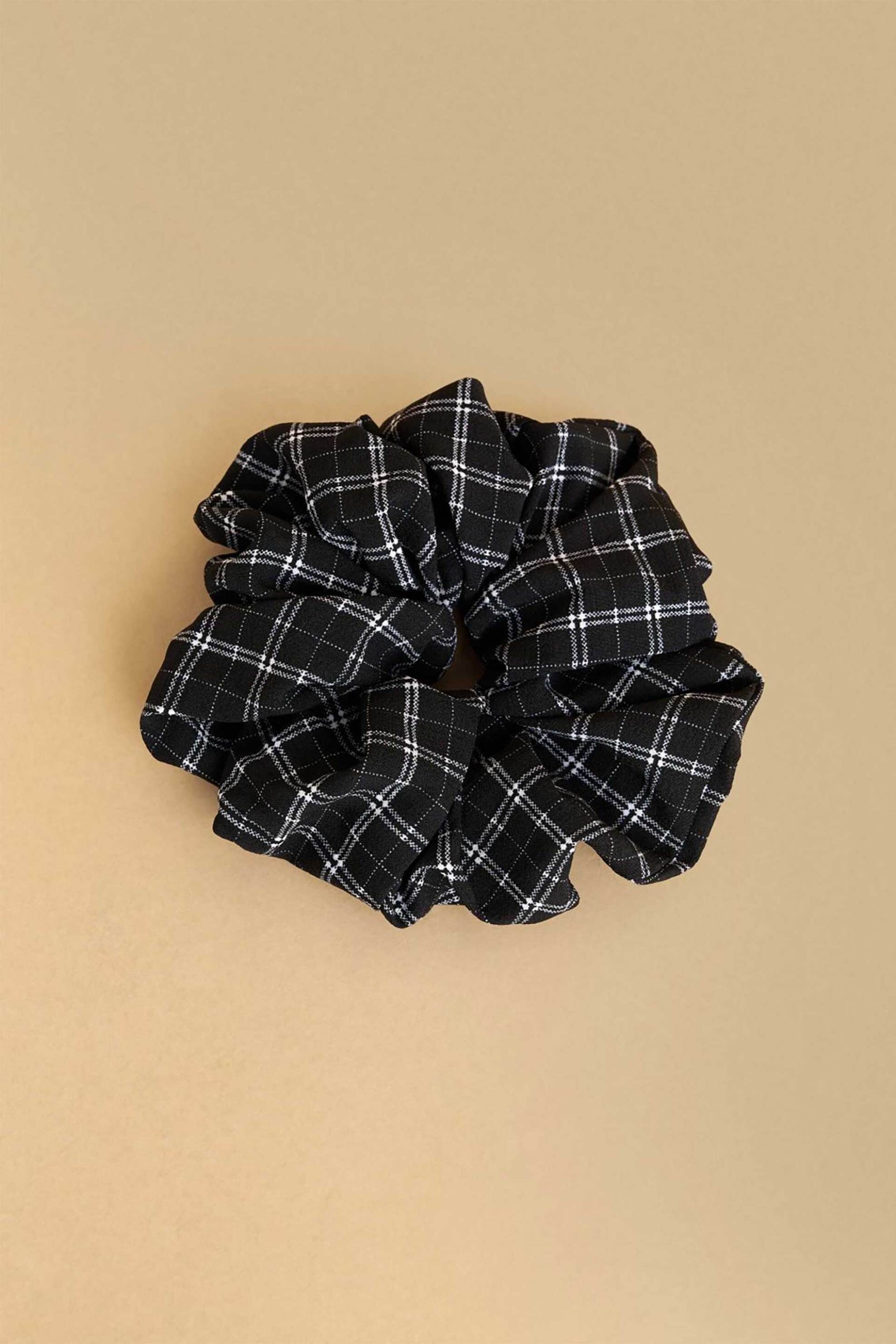 ATTRATTIVO Attrativo γυναικείο scrunchie για τα μαλλιά με ριγέ σχέδιο - 9K23195 Ασπρόμαυρο