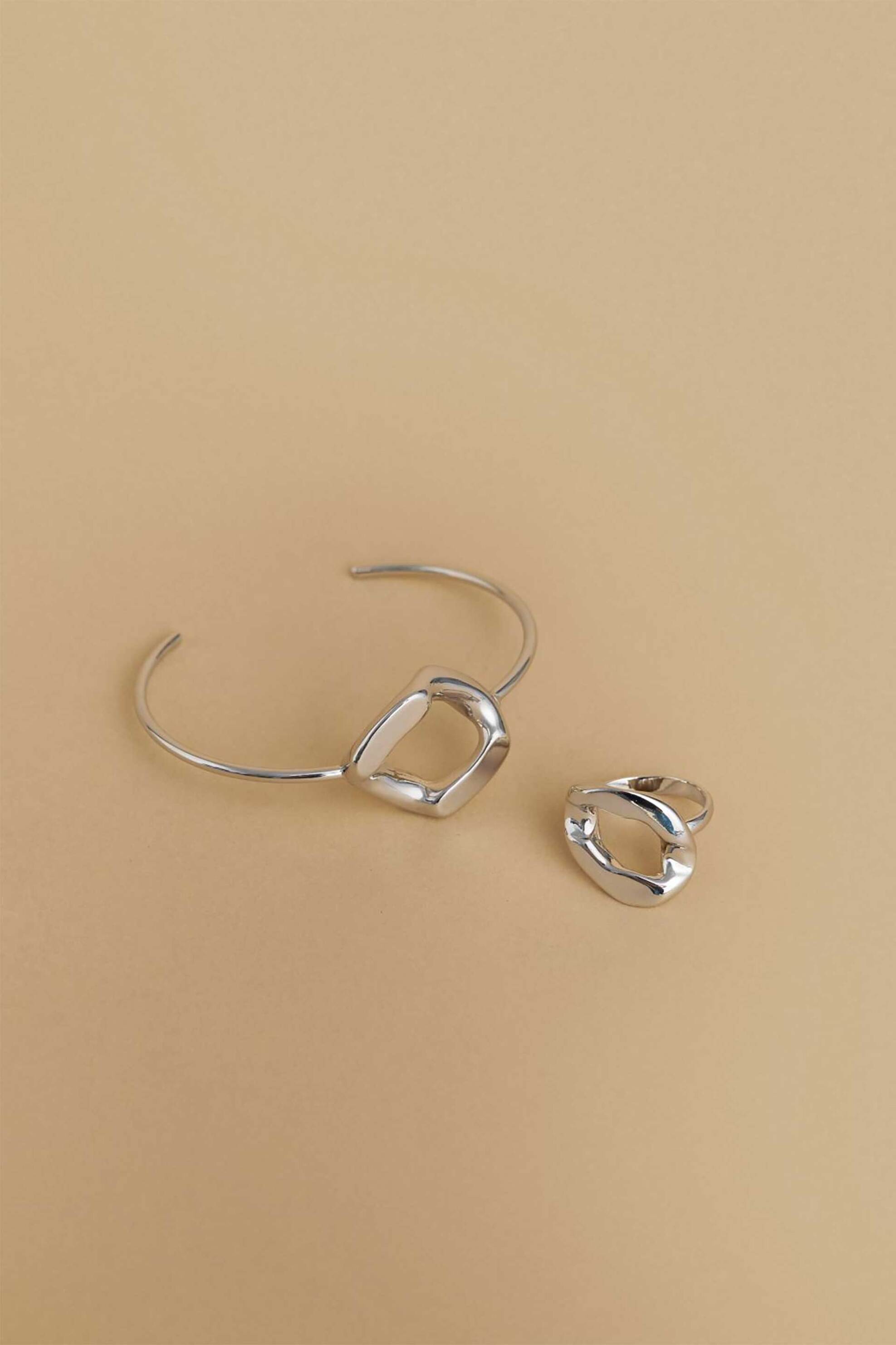 ATTRATTIVO Attrativo γυναικείo σετ βραχιόλι και δαχτυλίδι (2 τεμάχια) - 9U23317 Ασημί