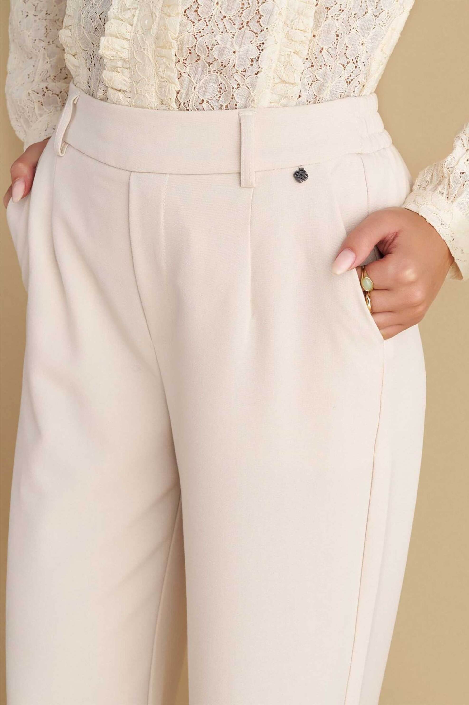 Attrativo γυναικείο παντελόνι Straight Fit - 9913493J Εκρού φωτογραφία