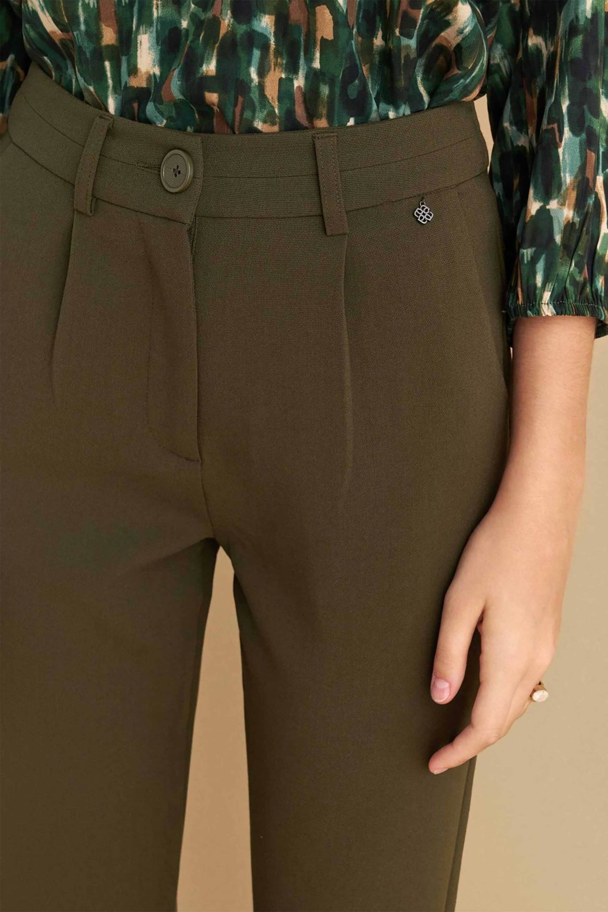 Attrativo γυναικείο παντελόνι cropped Straight Fit - 9917491E Λαδί φωτογραφία