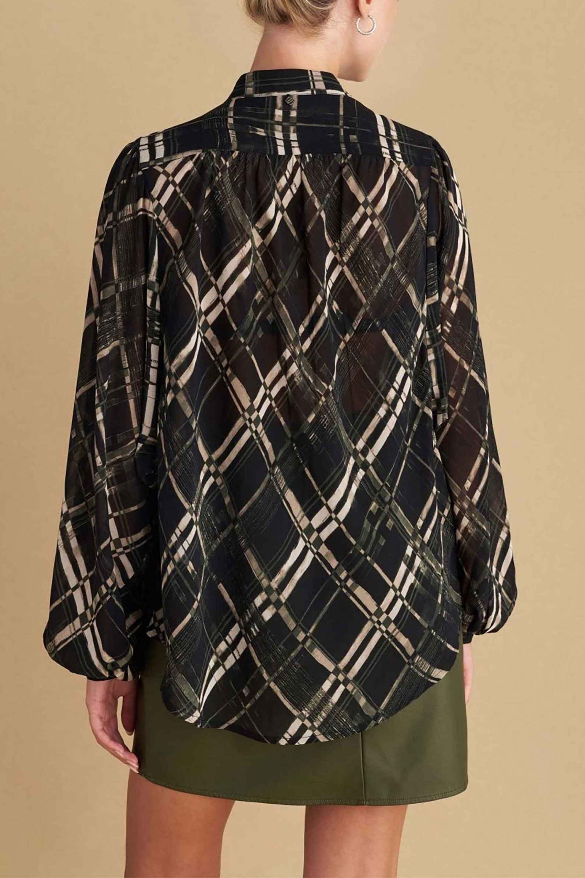 Attrativo γυναικείο πουκάμισο με all-over print - 9921699 Μαύρο φωτογραφία