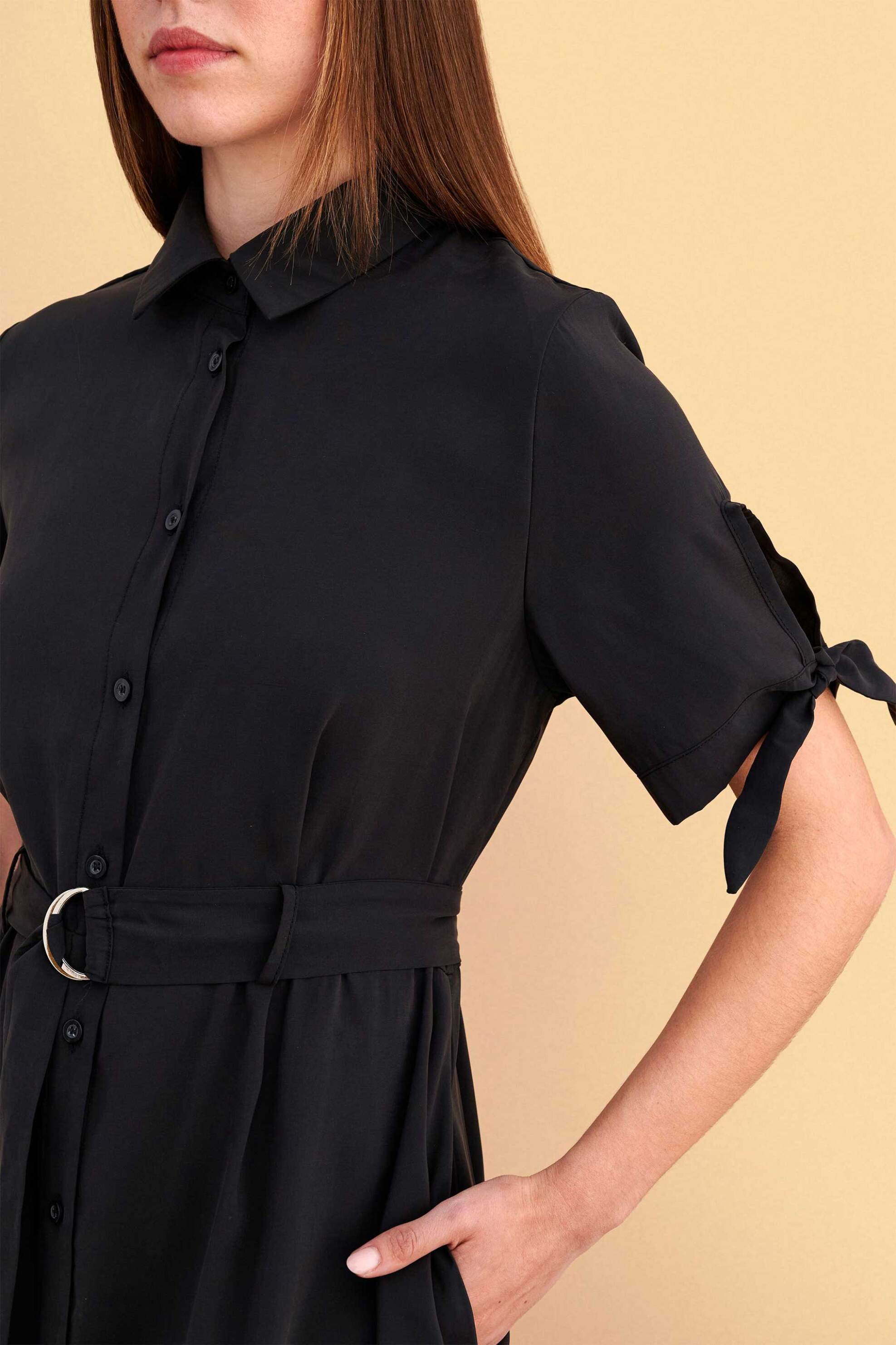 Attrattivo γυναικείο midi φόρεμα σεμιζιέ μονόχρωμο - 9923696 Μαύρο
