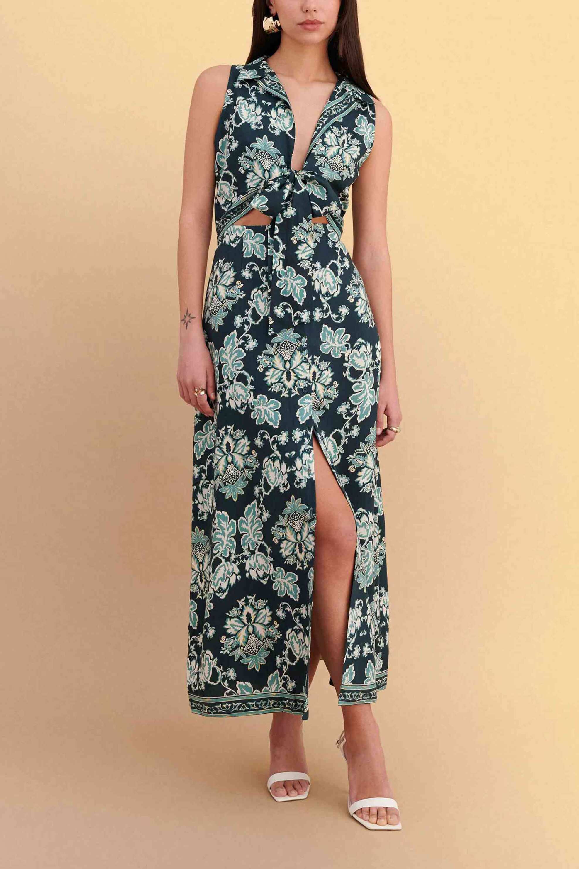 Attrattivo γυναικείο midi αμάνικο φόρεμα με floral print και cut-out - 9923318 Πράσινο